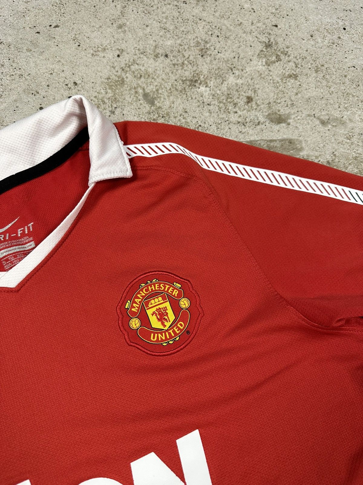 Nike Nike x Manchester United 2010/2011 Home Jersey Size US S / EU 44-46 / 1 - 5 Thumbnail