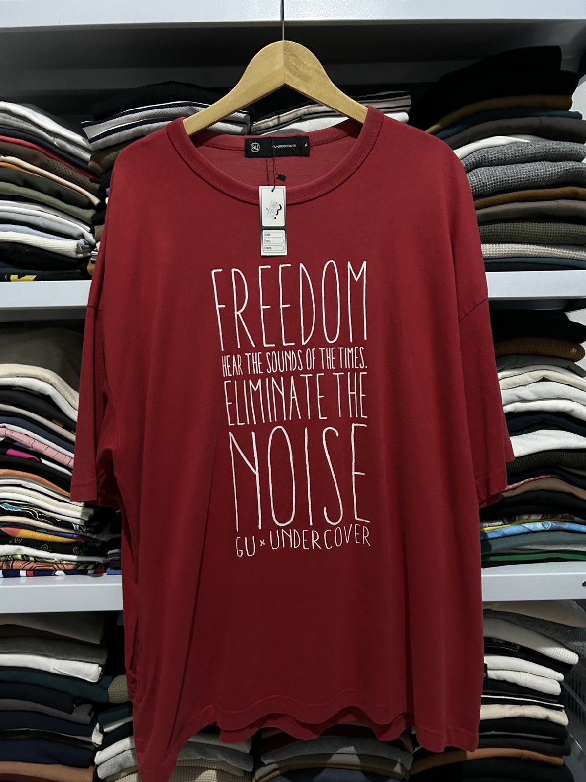 GU × Undercover GU Undercover Freedom Elimenate The noise tshirt Size US XL / EU 56 / 4 - 1 Thumbnail