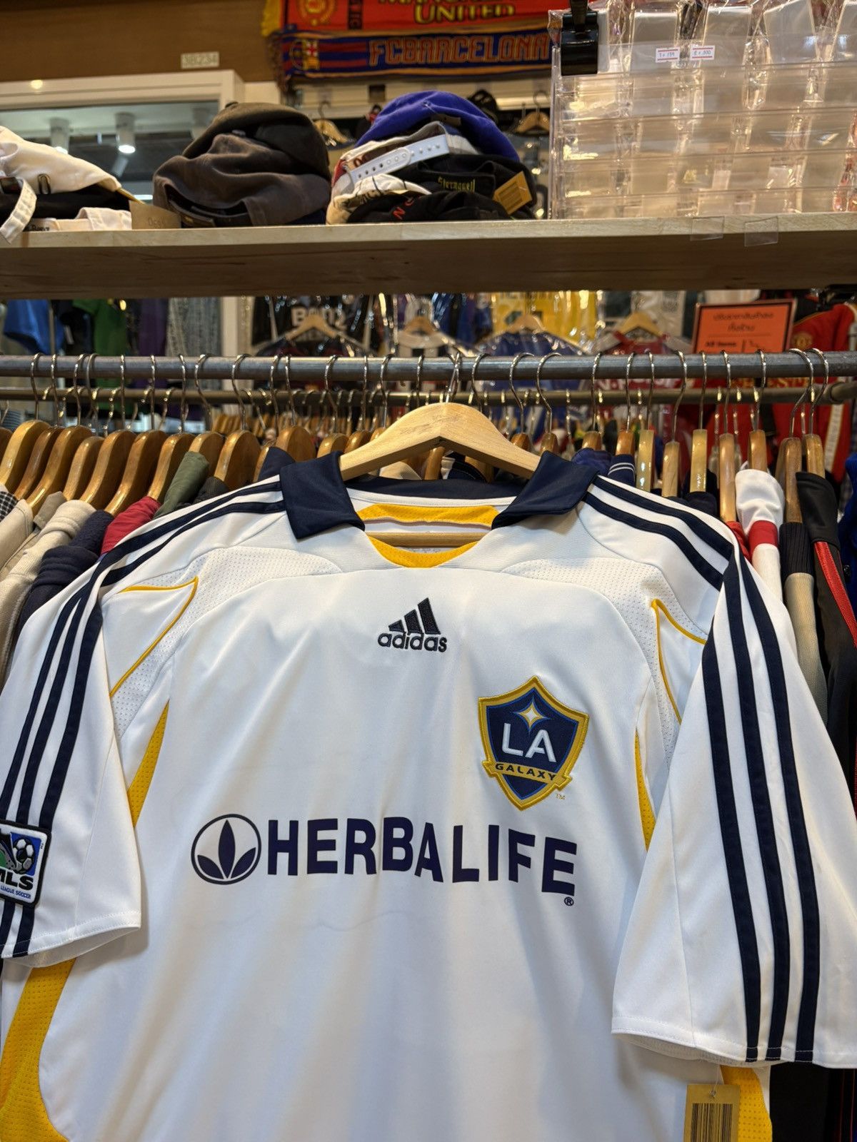 Adidas 2007 LA Galaxy Home Kit BECKHAM 23 Size US L / EU 52-54 / 3 - 3 Thumbnail