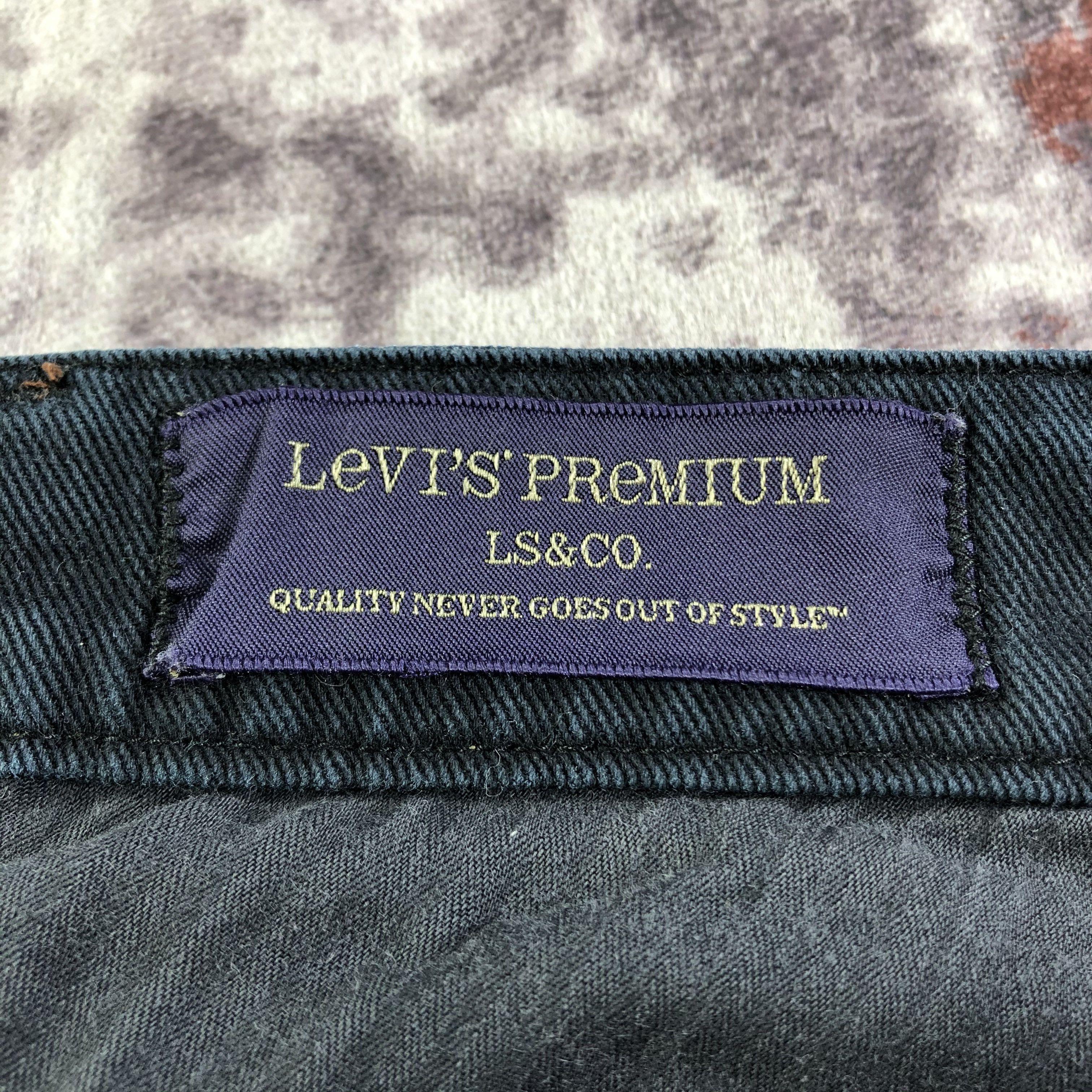 Levi's × Vintage 90s Vintage Blue Wash Levis 505 Jeans-JM3213 Size US 35 - 13 Thumbnail