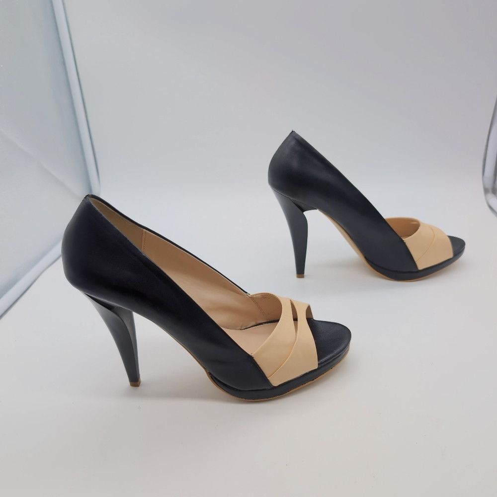 Designer Two Lips Vision sz 8.5 Elegant Black / Tan Peep-Toe Leather Size US 8.5 / IT 38.5 - 6 Thumbnail