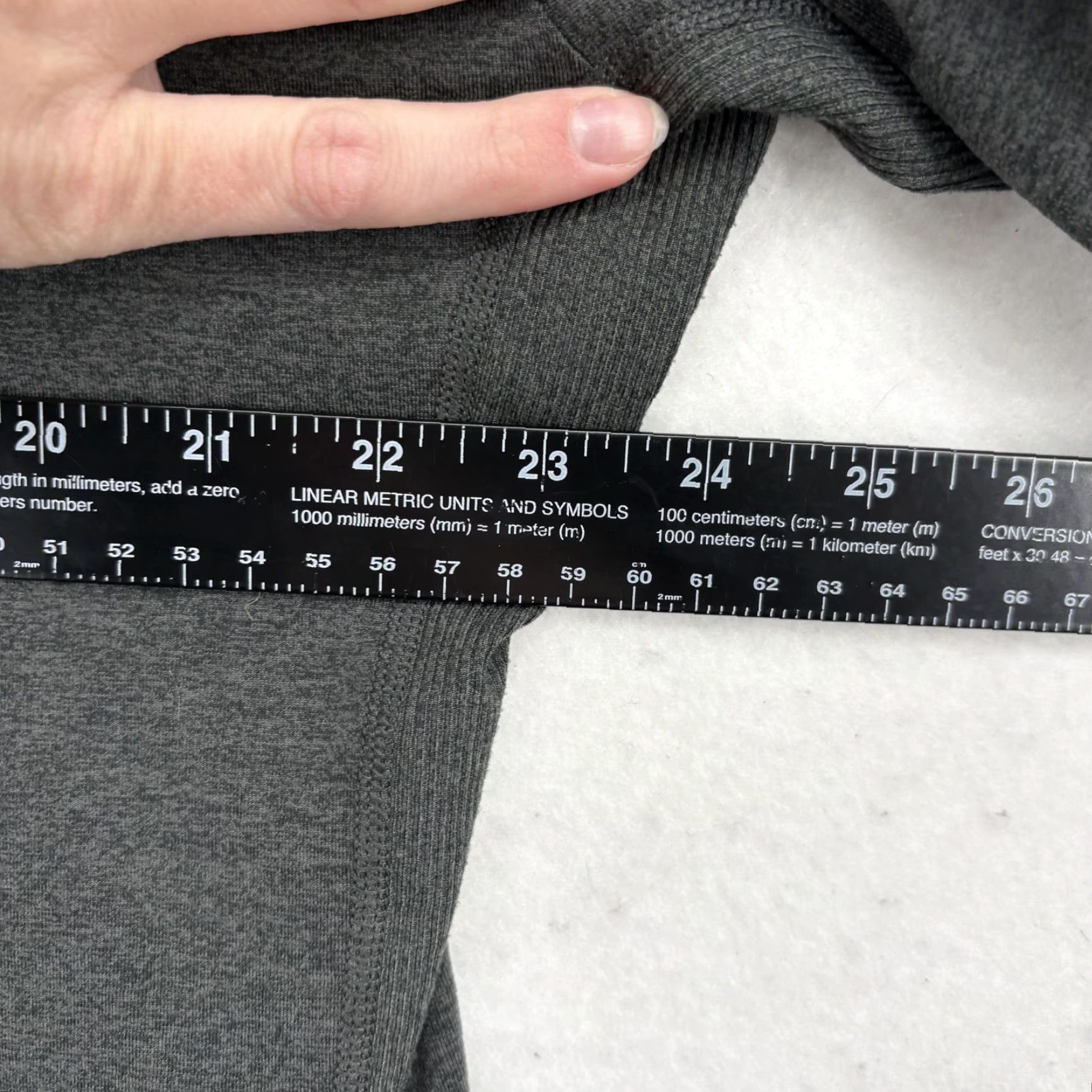 Athleta Athleta Hoodie Sweatshirt Womens Large Gray Uptempo Funnel Neck Pullover Top Size L / US 10 / IT 46 - 7 Thumbnail