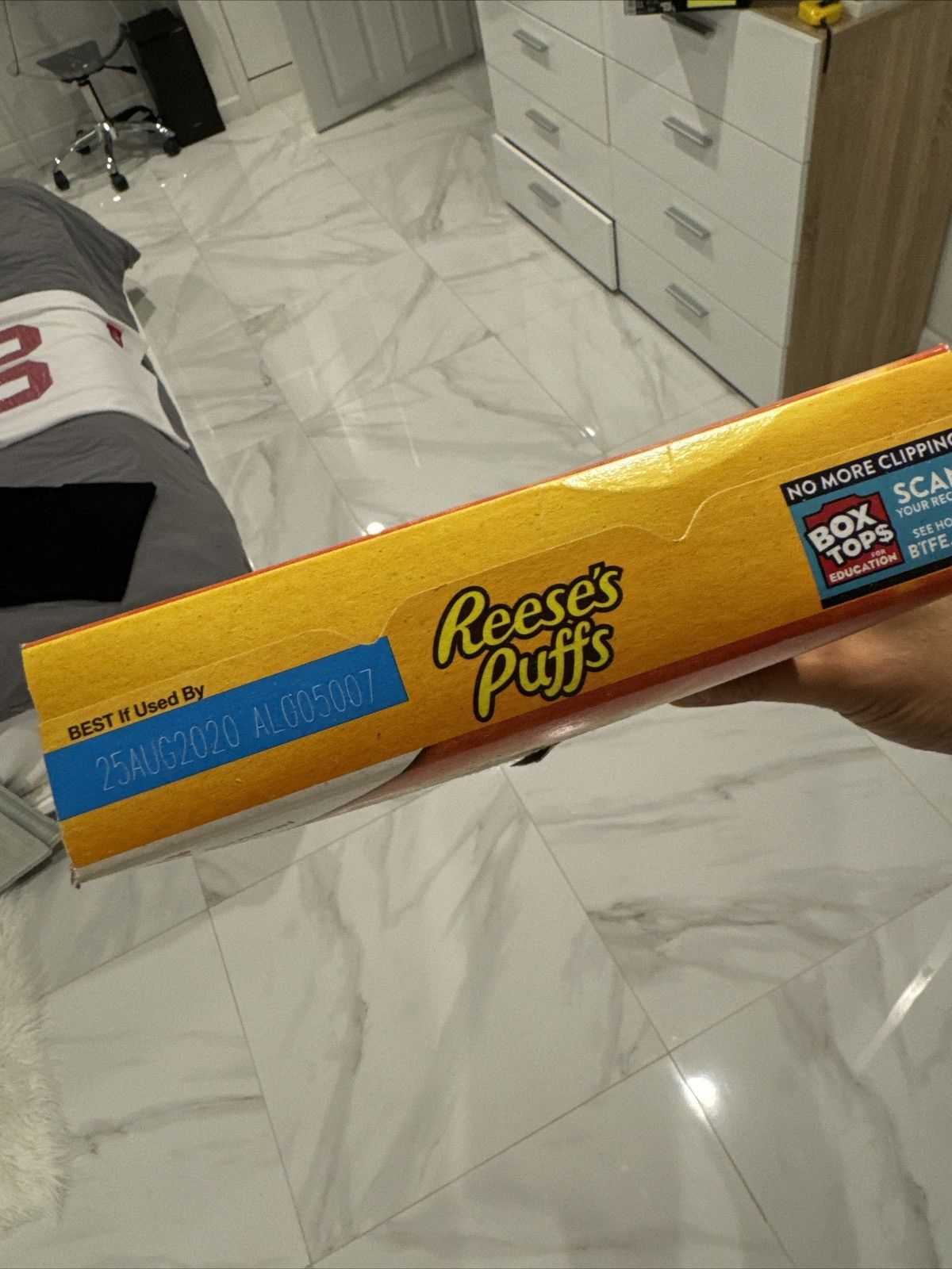 Travis Scott travis Scott Reese’s pieces cereal Size ONE SIZE - 6 Thumbnail