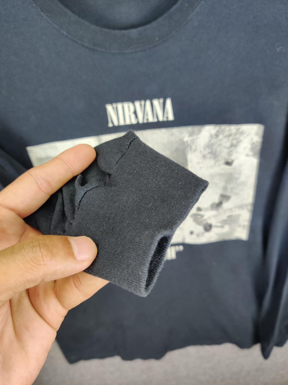 Band Tees Vintage Nirvana Bleach Band Long Sleeve Tee Tshirt Size US XL / EU 56 / 4 - 5 Thumbnail