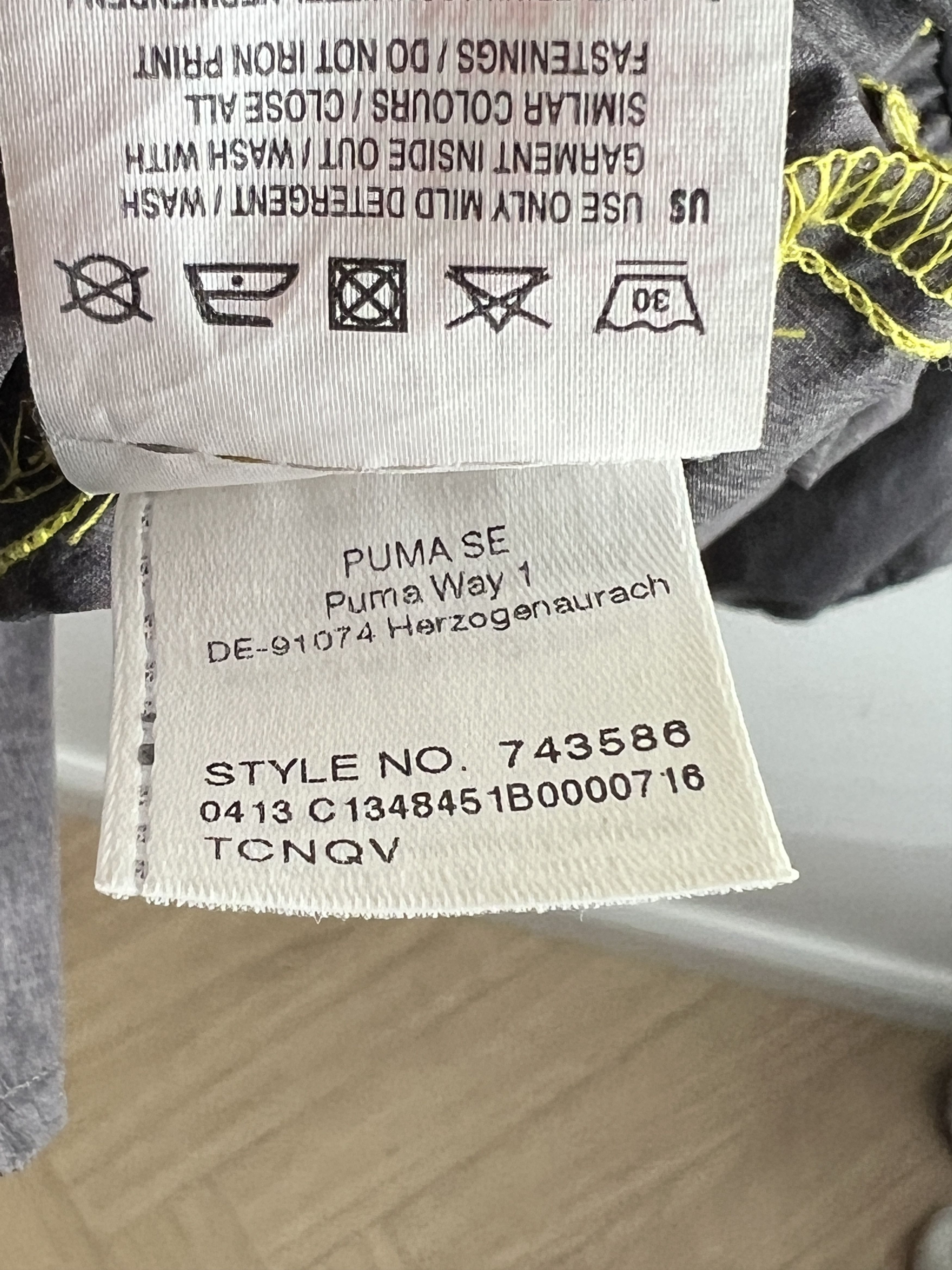 Puma × Vintage Windbreaker Jacket Puma Borussia Dortmund Vintage Soccer Size US M / EU 48-50 / 2 - 11 Thumbnail