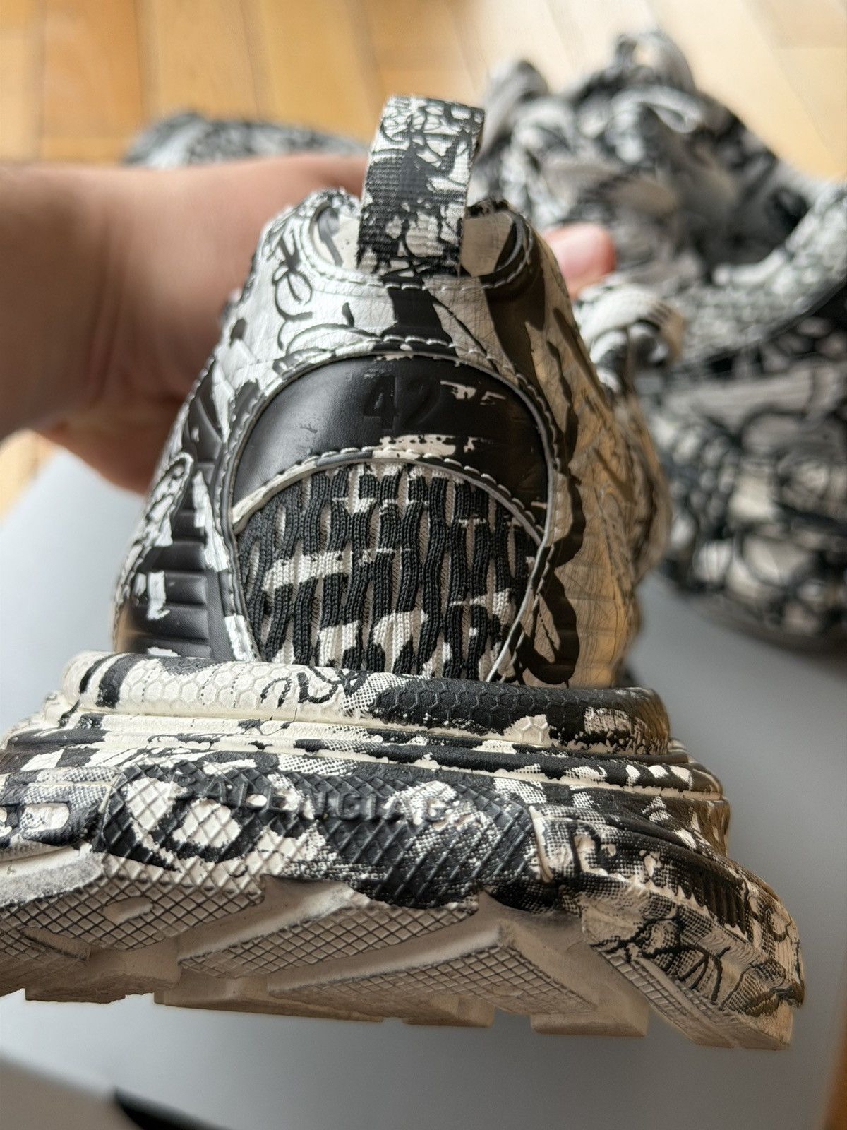 Balenciaga BALENCIAGA DEMNA SNEAKERS 3XL EXTREME GRAFFITI SIZE 42 Size US 8.5 / EU 41-42 - 13 Thumbnail