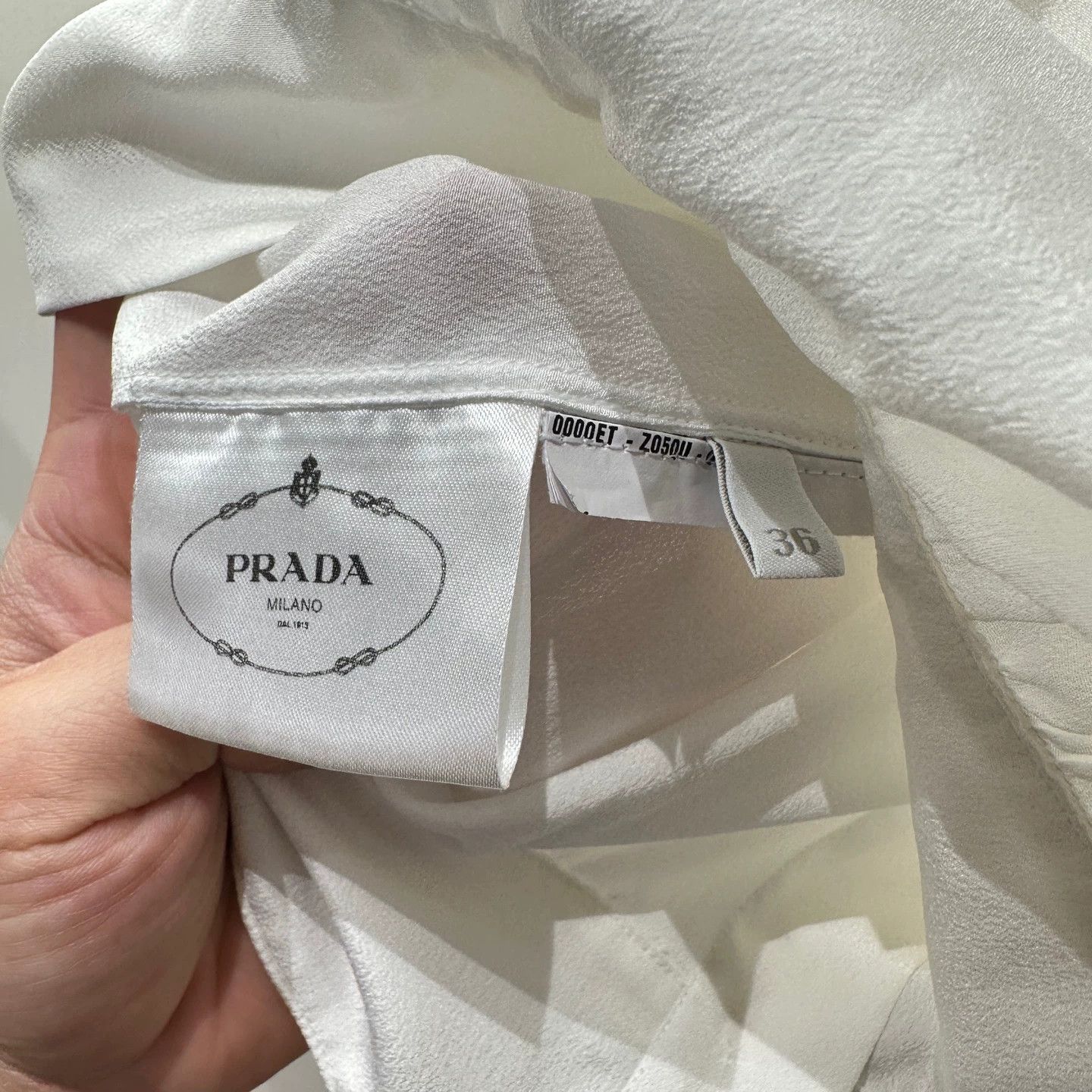 Prada Prada feb495 ribbon button LS shirt 36 Size XS / US 0-2 / IT 36-38 - 4 Thumbnail