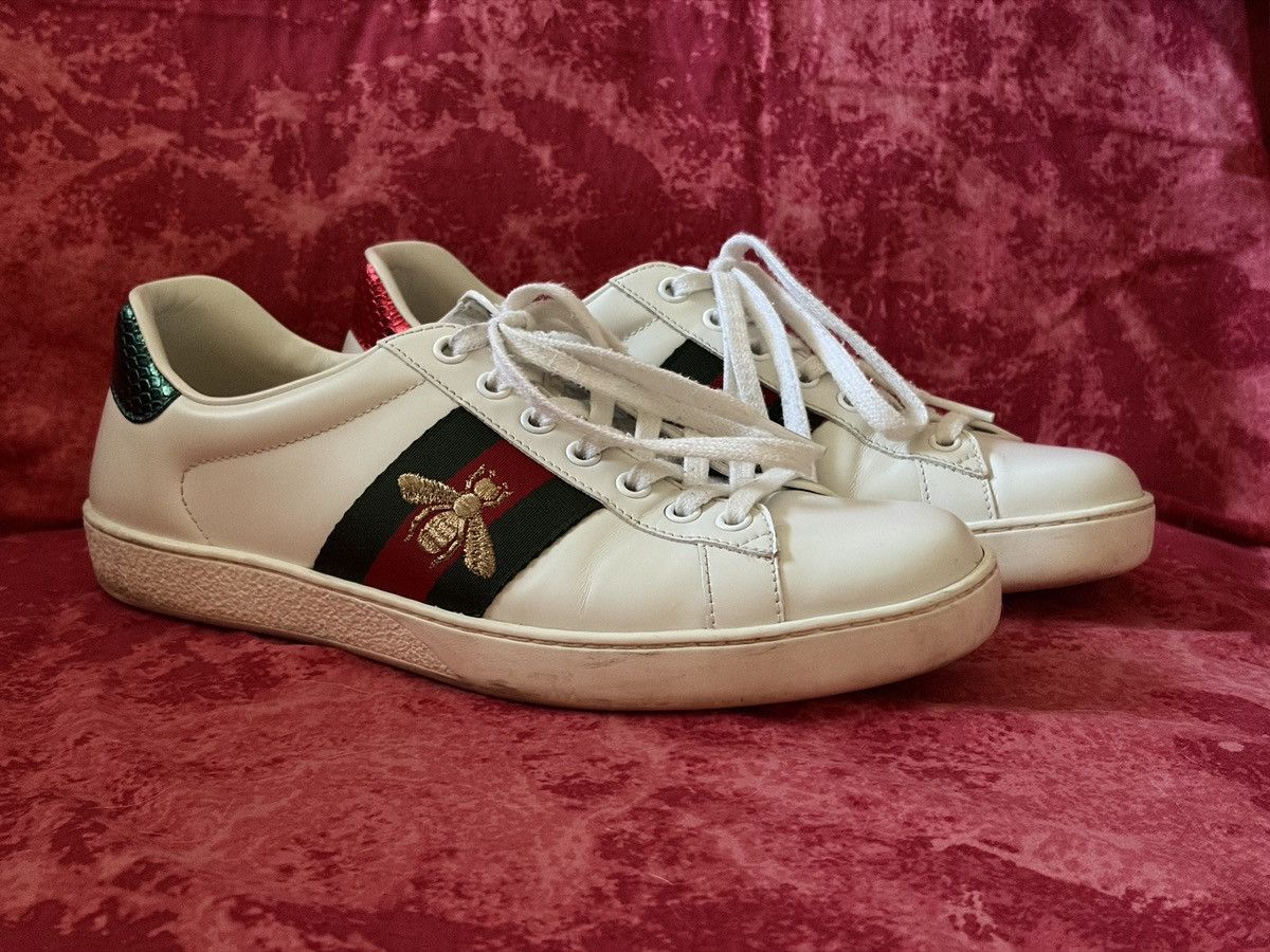 Gucci Gucci Ace Bee Embroidery Sneakers White Size US 7.5 / EU 40-41 - 1 Thumbnail