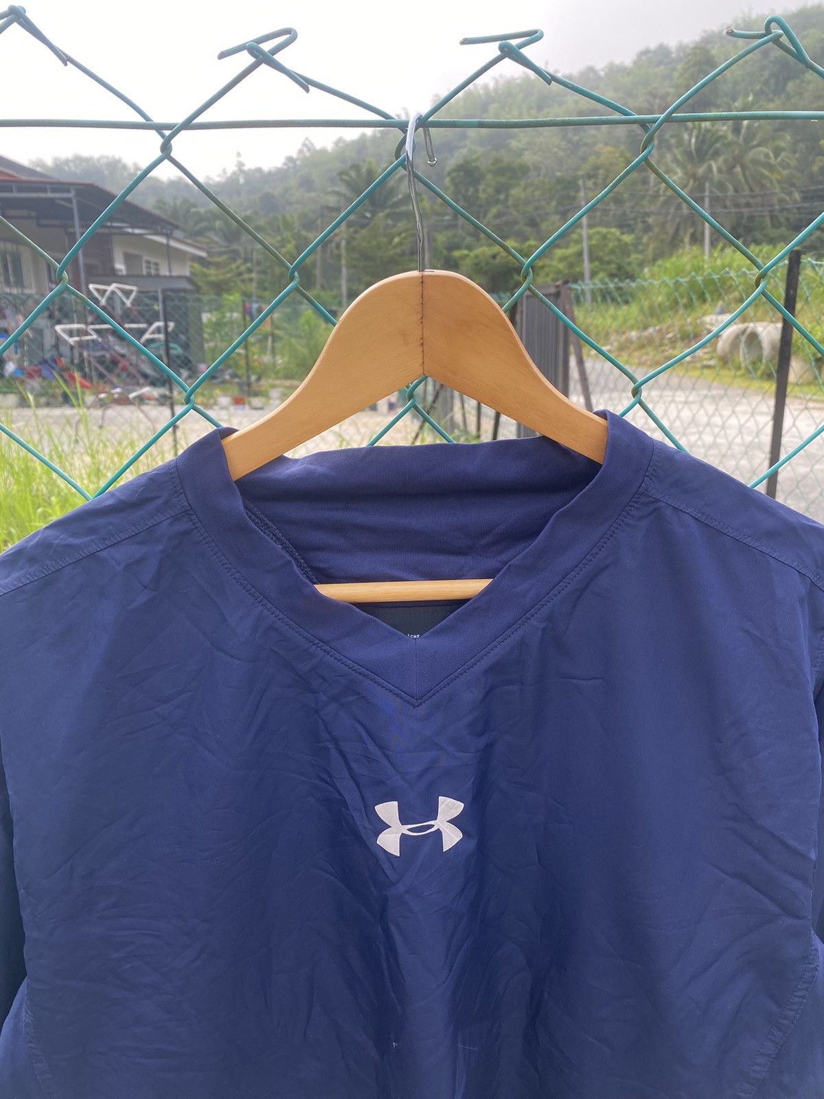 Under Armour ⚡️Steals⚡️Under Armour spellout training sweater Size US L / EU 52-54 / 3 - 3 Thumbnail