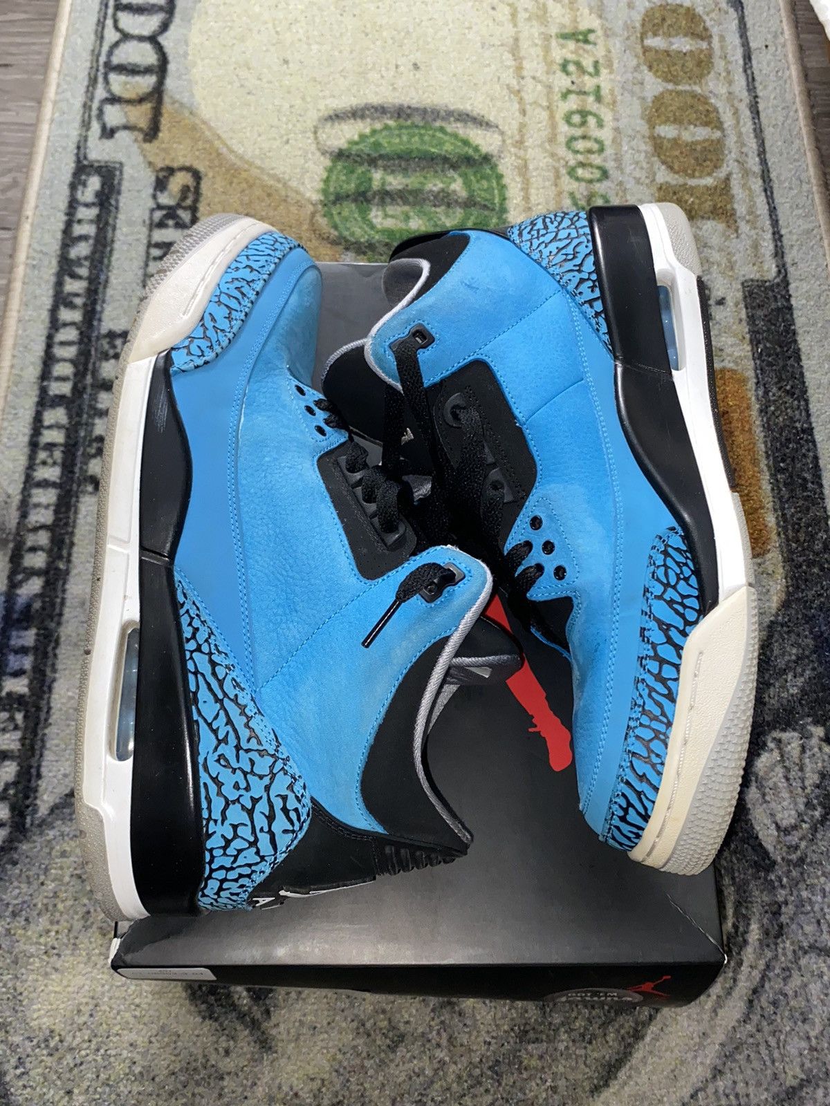 Jordan 3 Retro Powder Blue