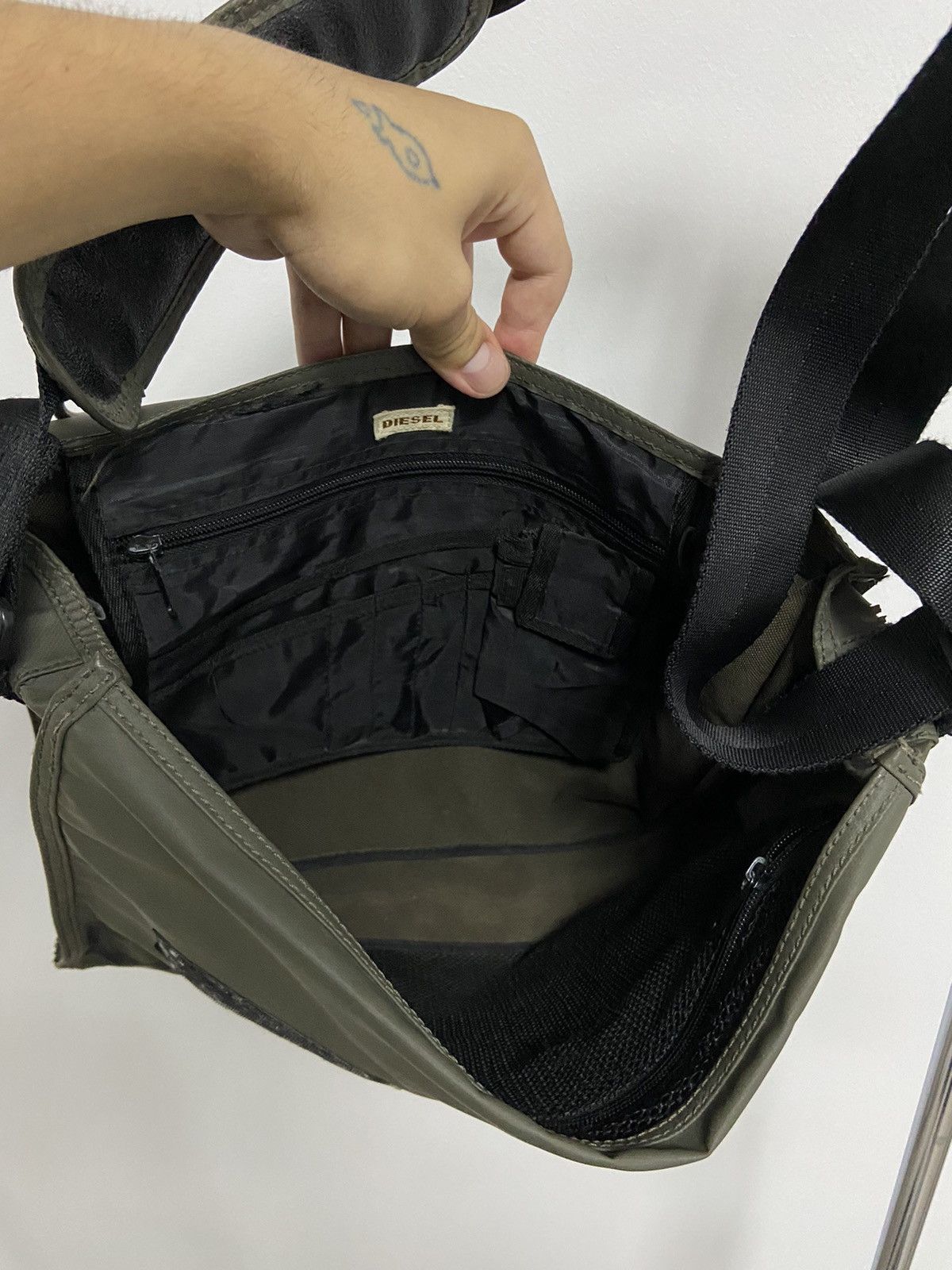 Diesel Diesel Shoulder Bag Vintage Big Logo Rubber Size ONE SIZE - 6 Thumbnail