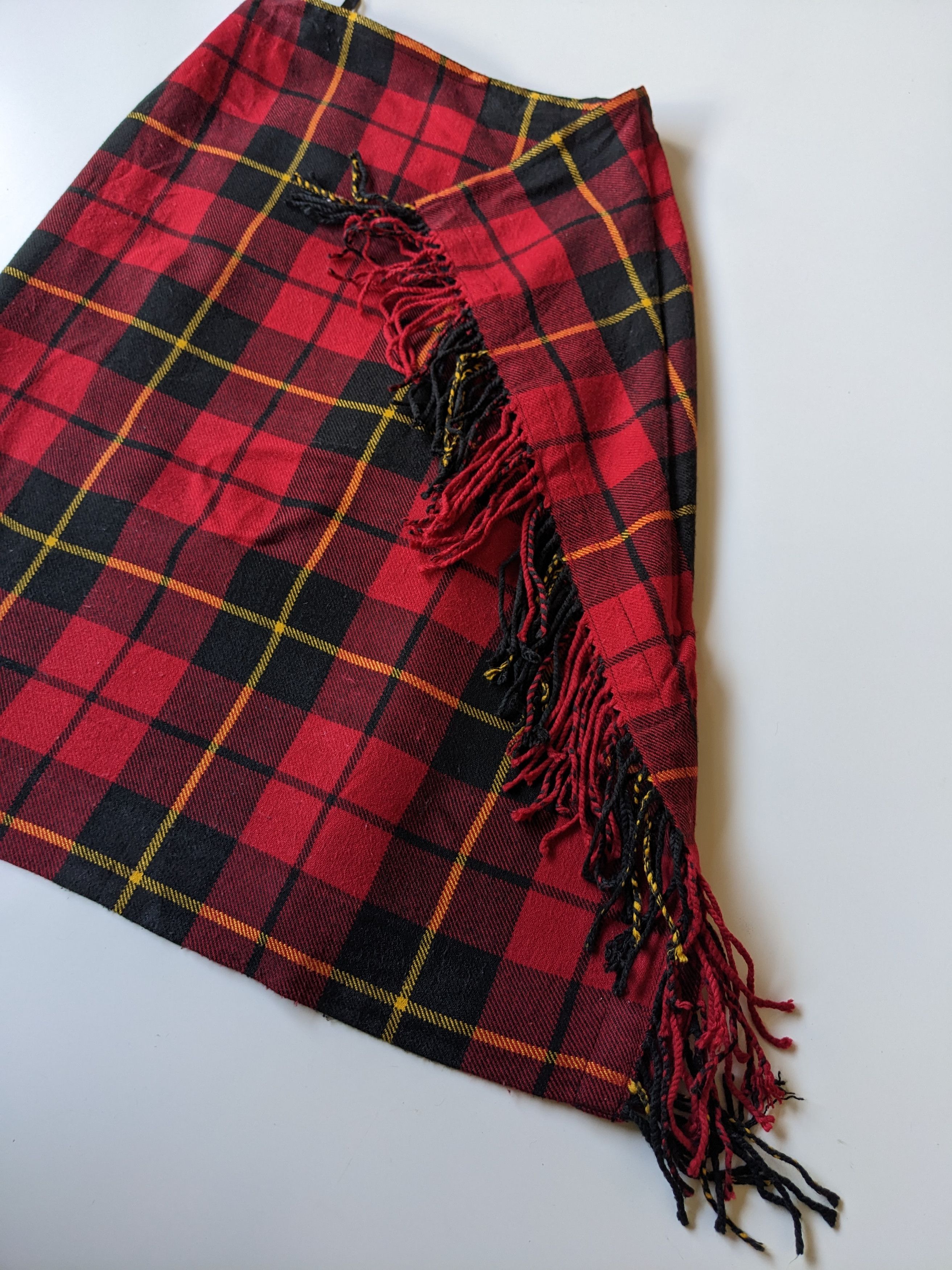 JW Anderson × Seditionaries × Uniqlo JW Anderson x Uniqlo tartan checked skirt Size 26" / US 2 / IT 38 - 2 Thumbnail