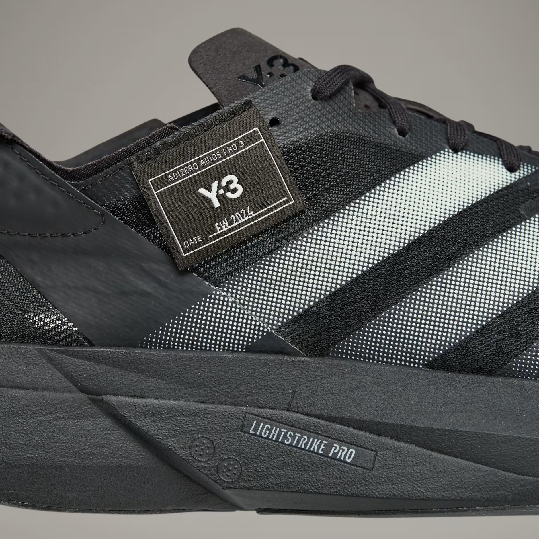 Y-3 o1s22i1n0125 Adizero Adios Pro 3 Sneakers in Black White Size US 8 / EU 41 - 8 Thumbnail