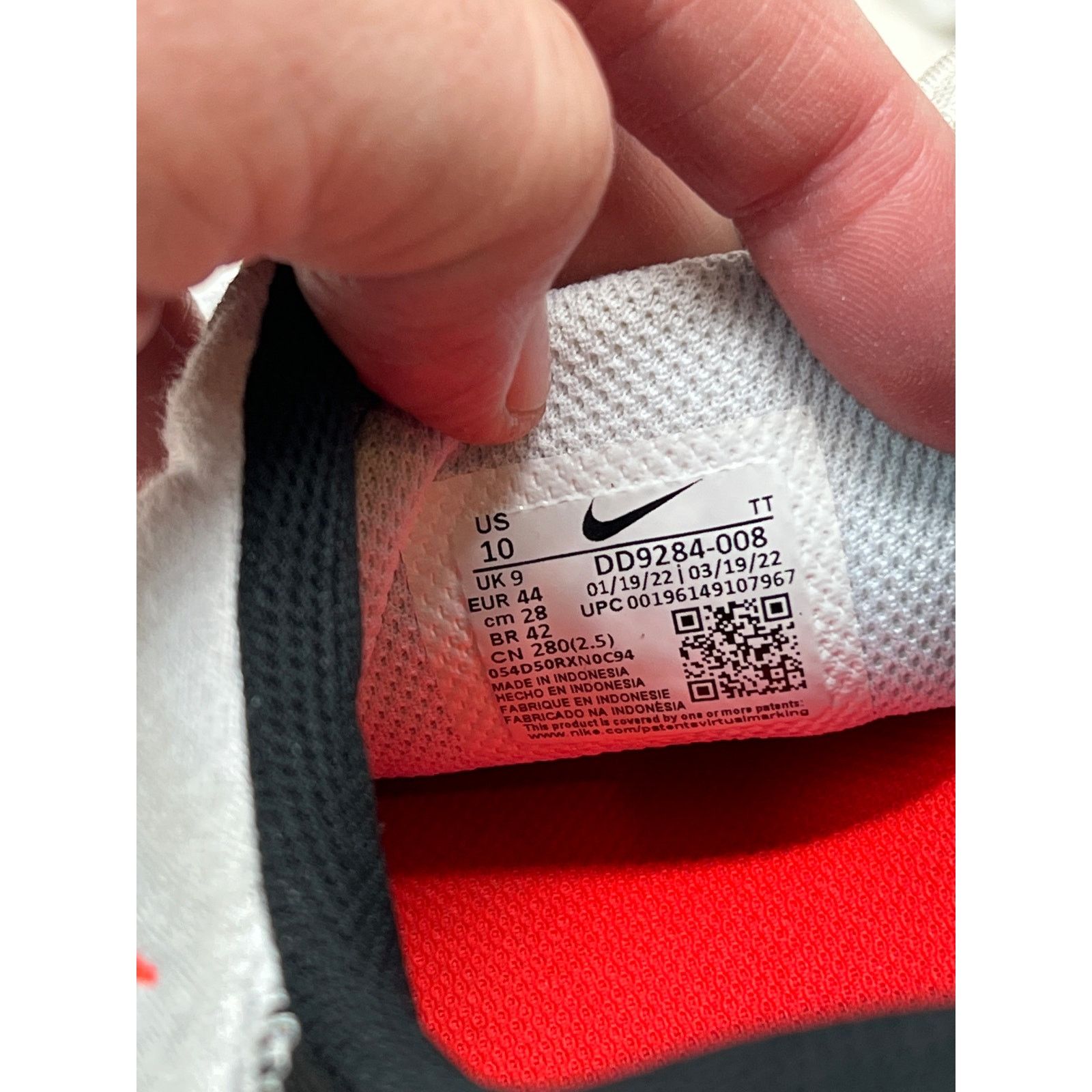 Nike Nike Experience RN 11 Next Nature Grey Black Crimson Size US 10 / EU 43 - 8 Thumbnail