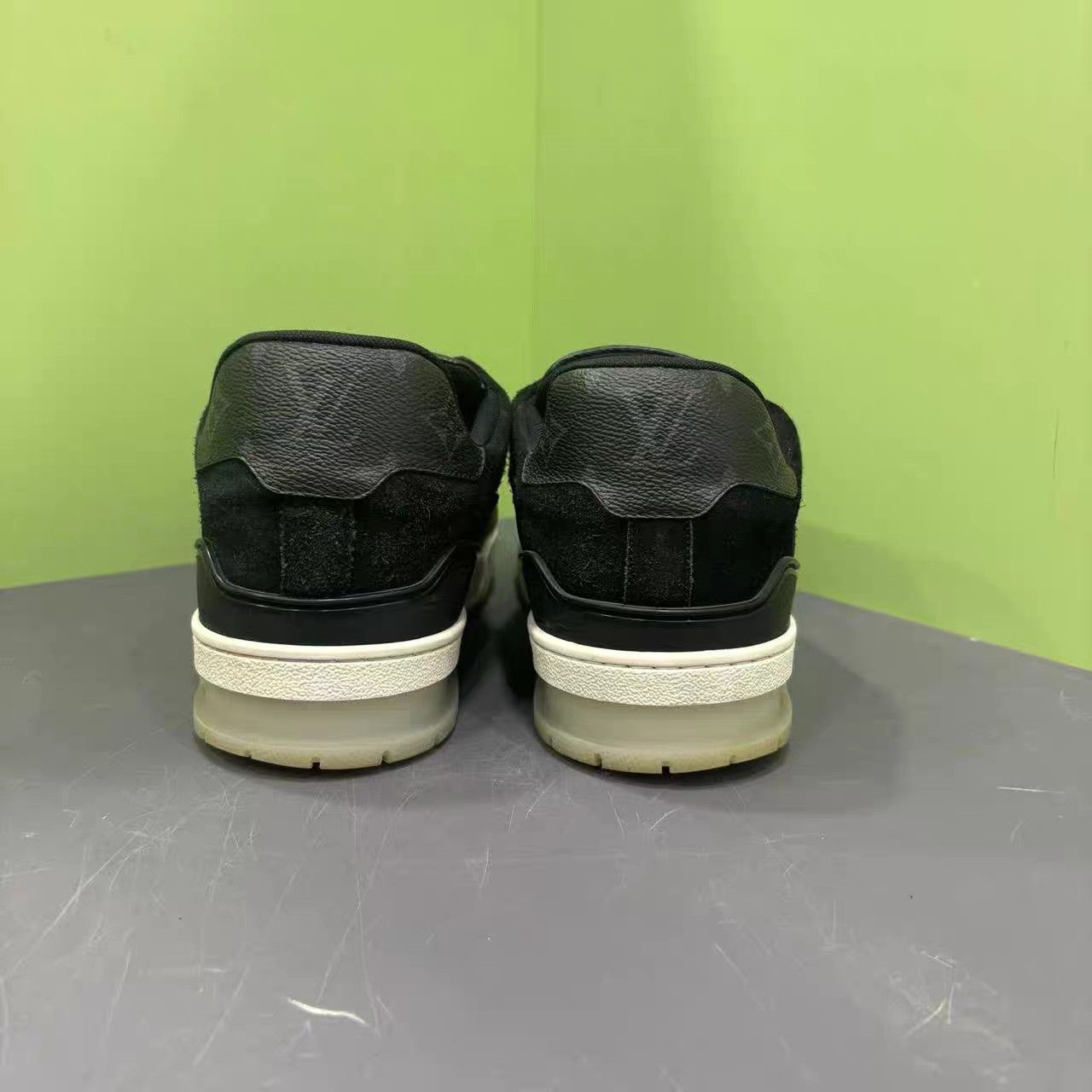 Louis Vuitton Louis Vuitton Trainer Sneakers K15 Size US 9 / EU 42 - 6 Thumbnail