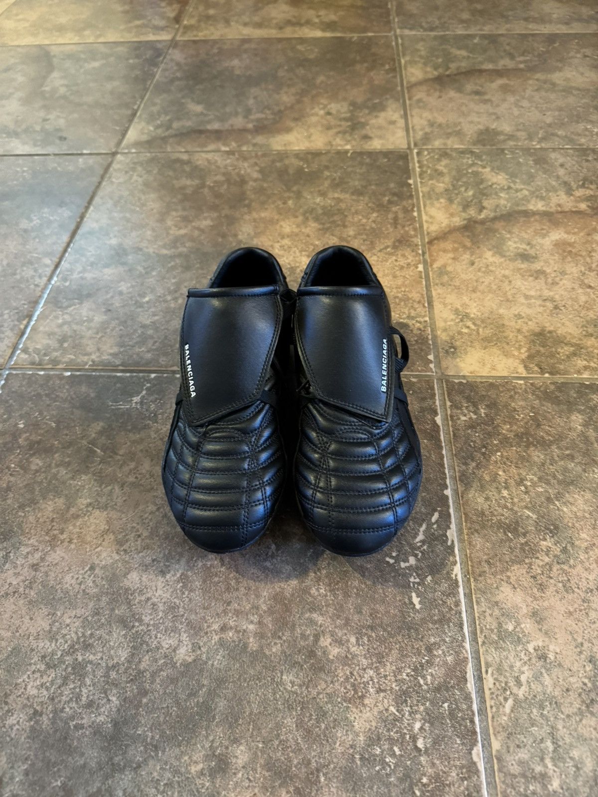 Balenciaga Balenciaga Soccer Sneaker Size US 7 / IT 37 - 1 Thumbnail