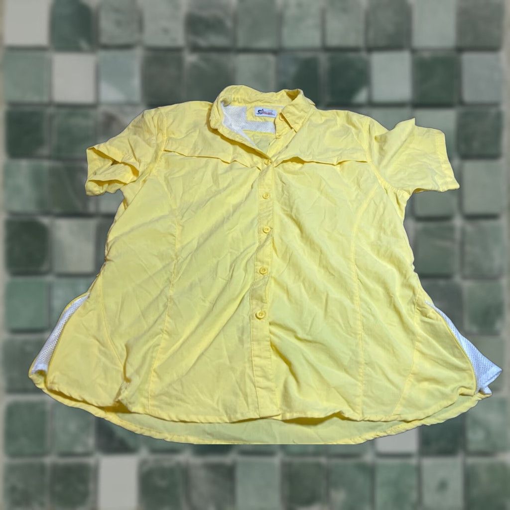 Vintage World Wide Sportsman Shirt Womens XL Yellow Short Sleeve Button-Up Button-Down Vented Fishing Shirt Size XL / US 12-14 / IT 48-50 - 1 Thumbnail