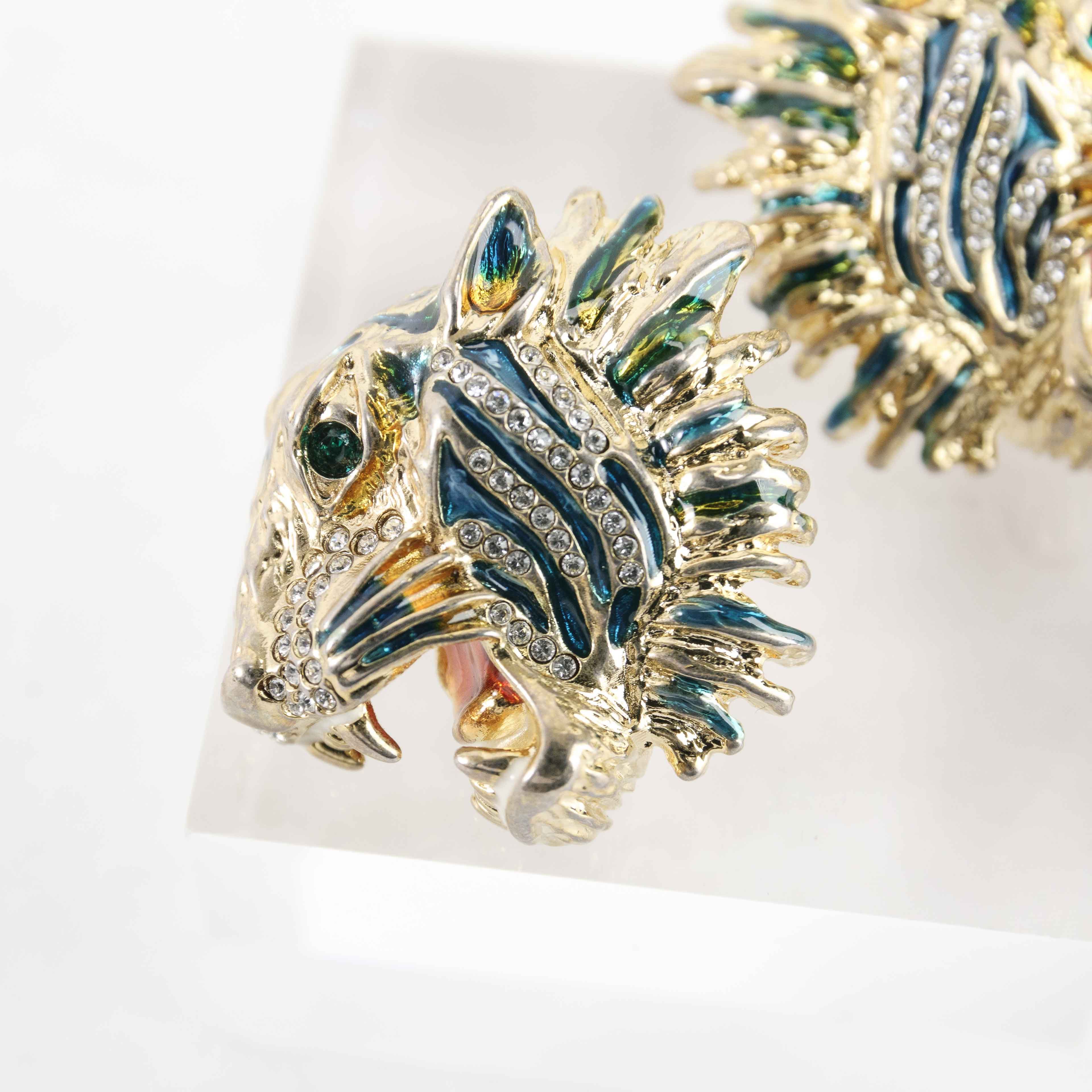 Gucci Gucci Tiger Head Stud Earrings Size ONE SIZE - 3 Thumbnail
