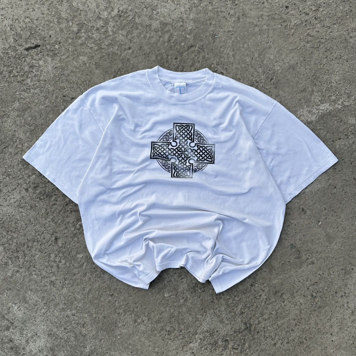 Grailed Vintage Japanese Style Viking Mark T-shirts Movie 00s Band Size US XXL / EU 58 / 5 - 1 Thumbnail