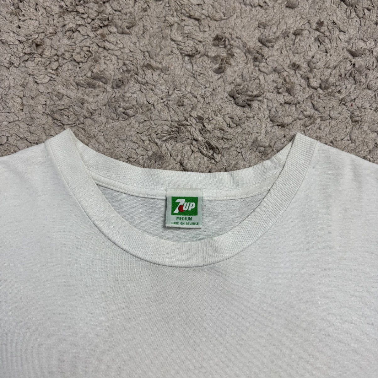 Vintage Vintage 7up Promo T-shirt Size US M / EU 48-50 / 2 - 7 Thumbnail