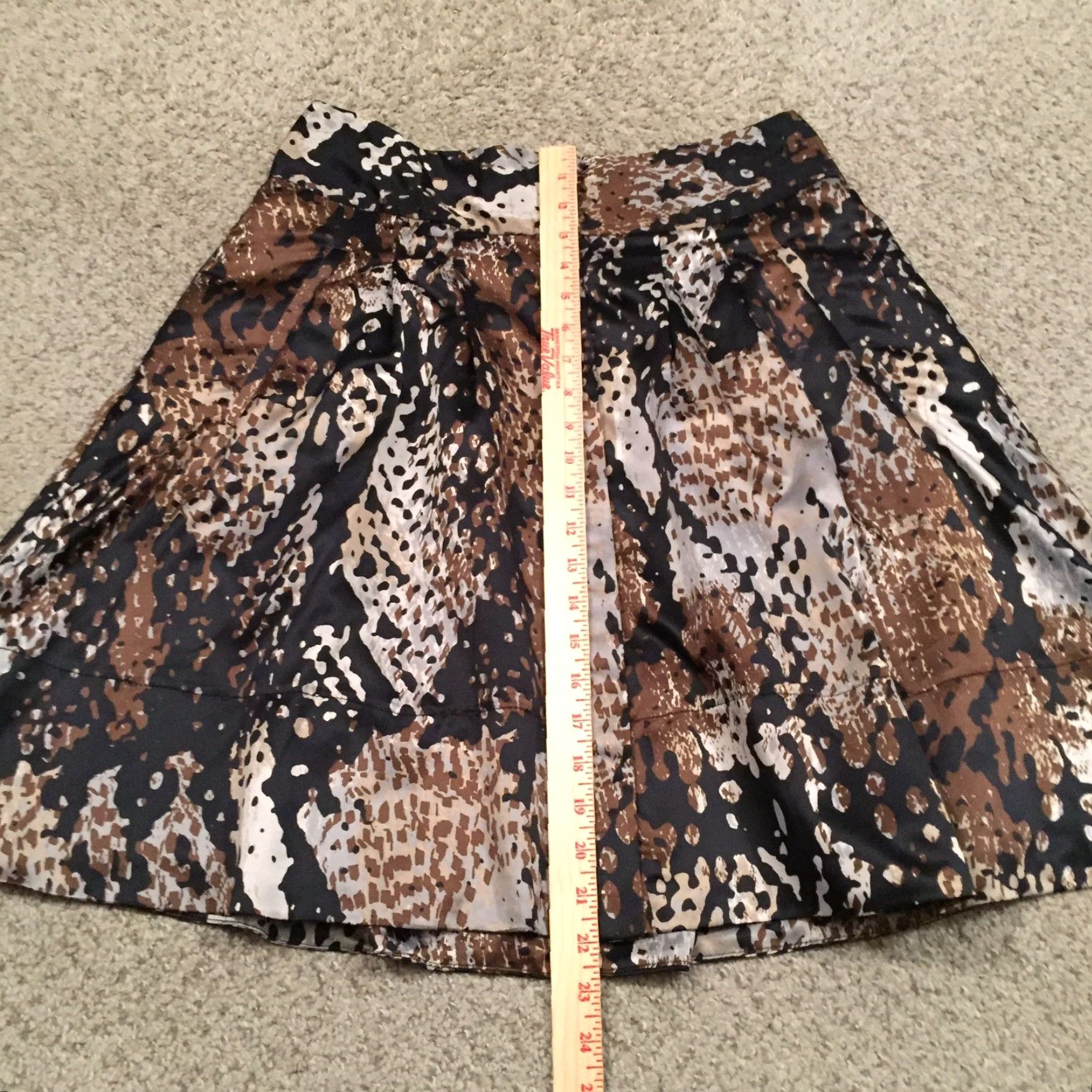 Worthington Worthington Skirt Knee Length Brown Animal Print Lined Button Front Size 8 Womens Flare Regular Polyester Size 30" / US 8 / IT 44 - 5 Thumbnail