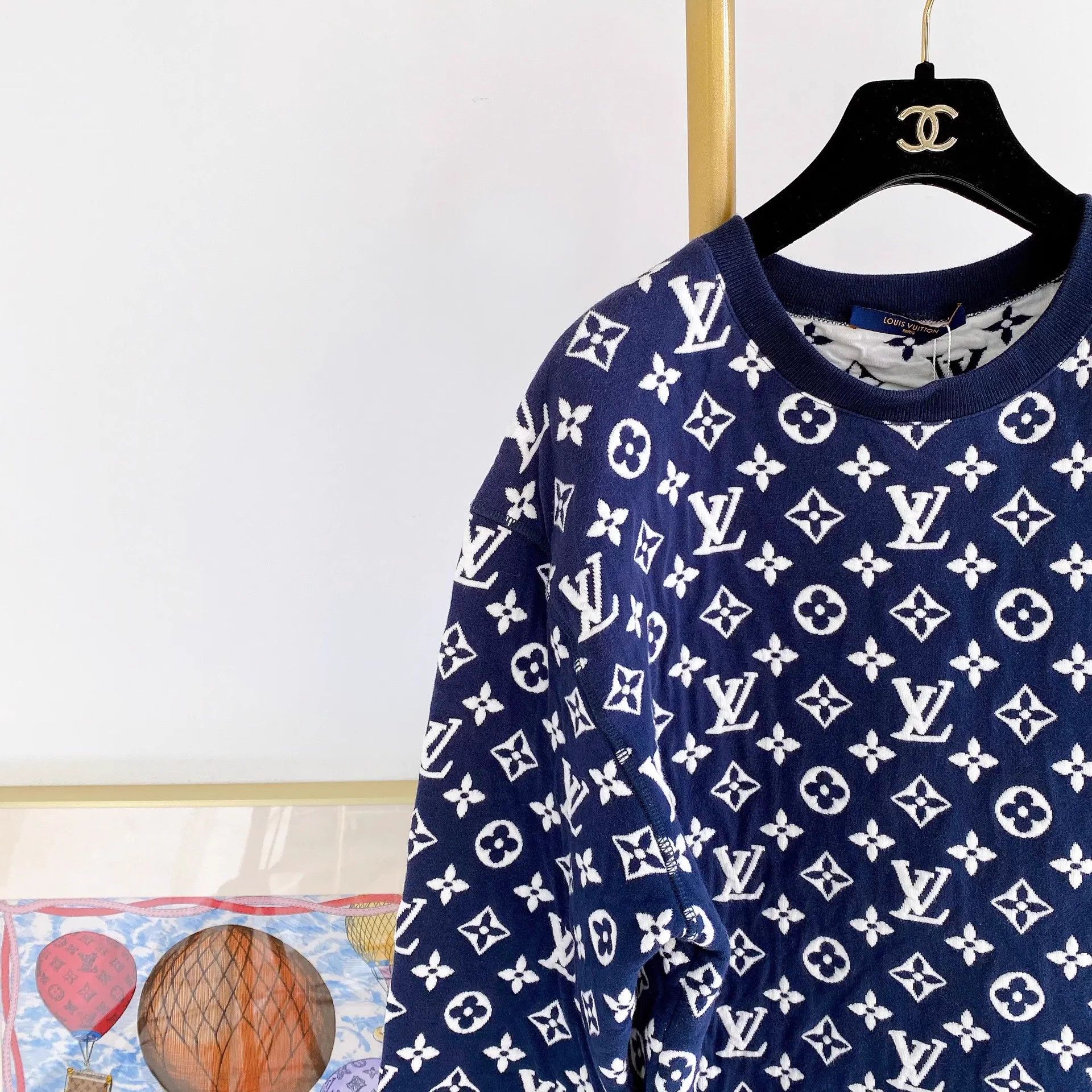 Louis Vuitton Louis Vuitton full logo overshirt M Size US M / EU 48-50 / 2 - 3 Thumbnail