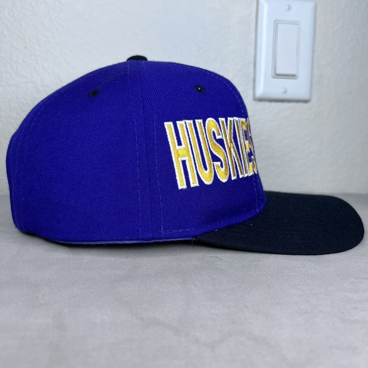Starter Vintage 1990s Washington Huskies Starter Tri Power Snapback Size ONE SIZE - 4 Thumbnail