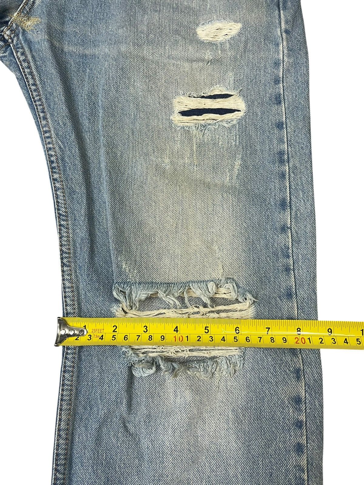 Levi's Vintage Levi’s 502 Distressed Jeans Size US 33 - 13 Thumbnail