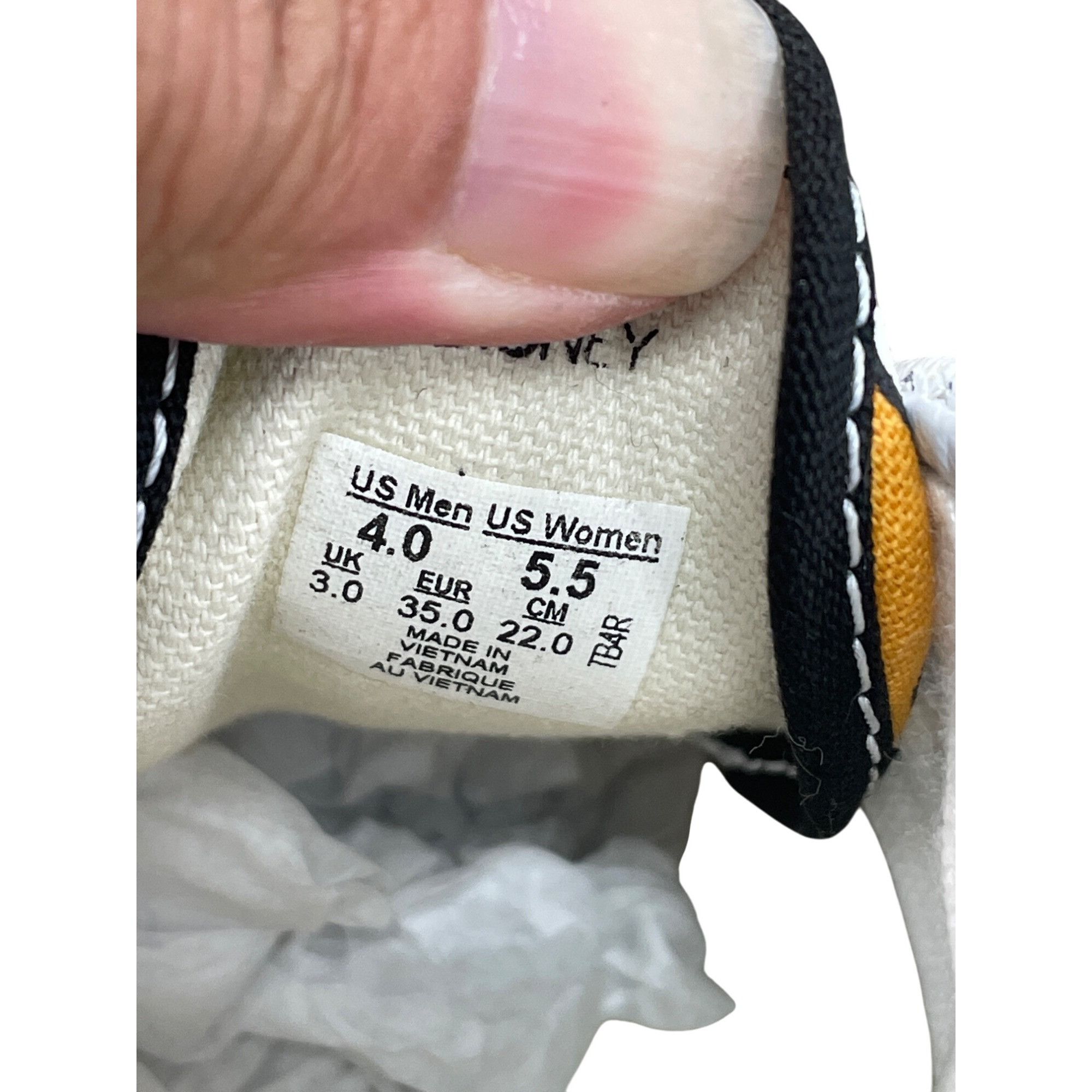 Vans Vans Disney Collaboration Womens Mickey & Friends Sneakers S Size US 5.5 / IT 35.5 - 6 Thumbnail