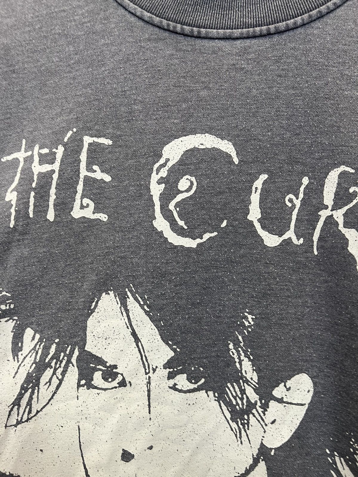 Band Tees The Cure rock band sweatshirt Size US M / EU 48-50 / 2 - 6 Thumbnail