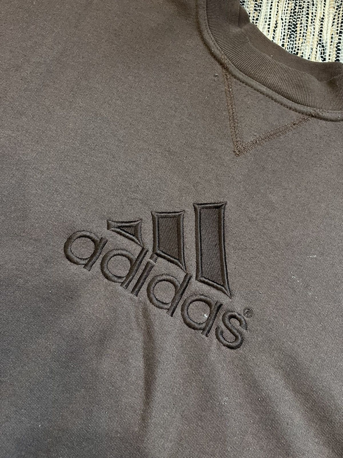 Adidas × Vintage Vintage Adidas Crop Sweatshirt Brown Fleece Logo Fiji made Size M / US 6-8 / IT 42-44 - 8 Thumbnail