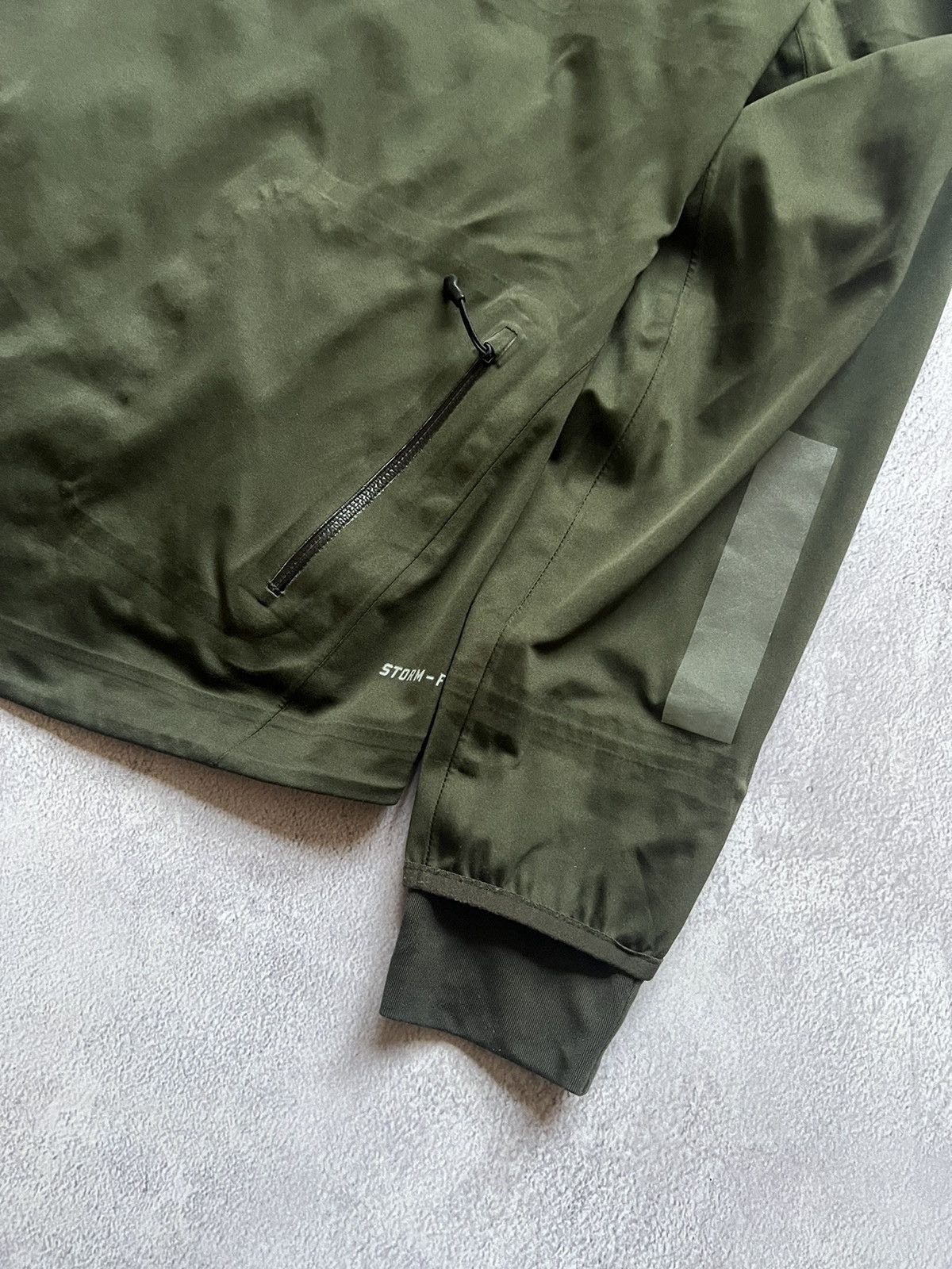 Nike × Vintage NIKE Storm Fit Reflective Hooded VAPOR 5 Running Jacket Size US L / EU 52-54 / 3 - 8 Thumbnail
