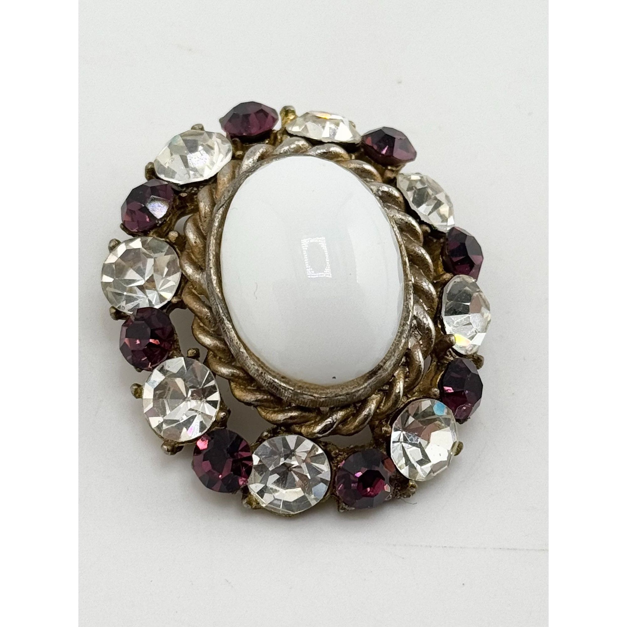 Vintage Vintage white milk glass purple glass rhinestone brooch pin Size ONE SIZE - 2 Thumbnail
