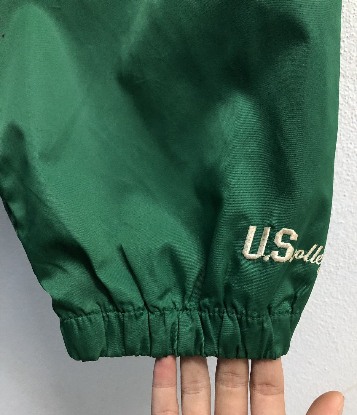 Vintage Vintage Georgetown Hoyas Coach Jacket Green U.S. Size 4L Size US XXL / EU 58 / 5 - 10 Thumbnail