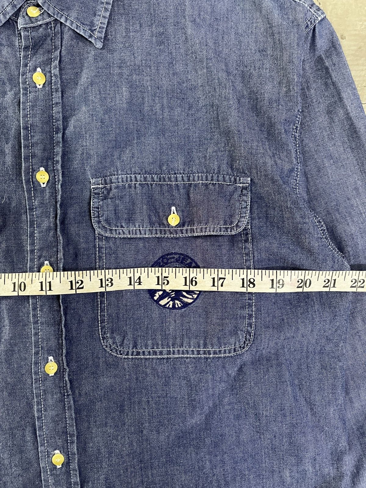 Kenzo Vintage Kenzo Embroidery Wave Indigo Denim Chambray Shirt Size US L / EU 52-54 / 3 - 9 Thumbnail