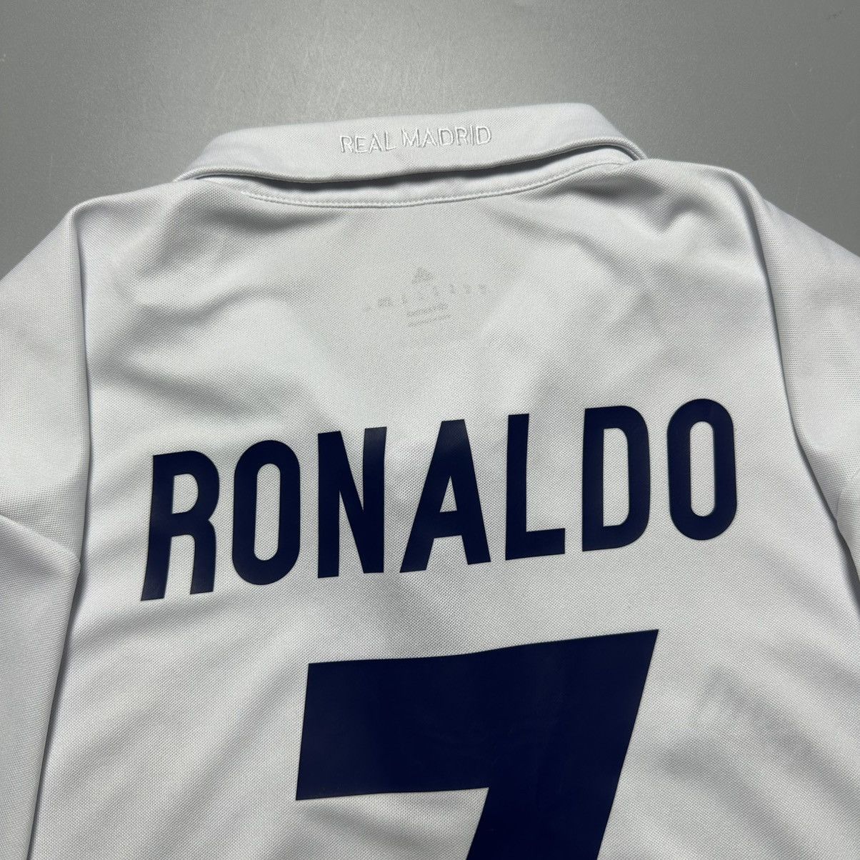 Vintage REAL MADRID ADIDAS 2016/2017 FOOTBALL HOME JERSEY #7 RONALDO Size US XL / EU 56 / 4 - 10 Thumbnail