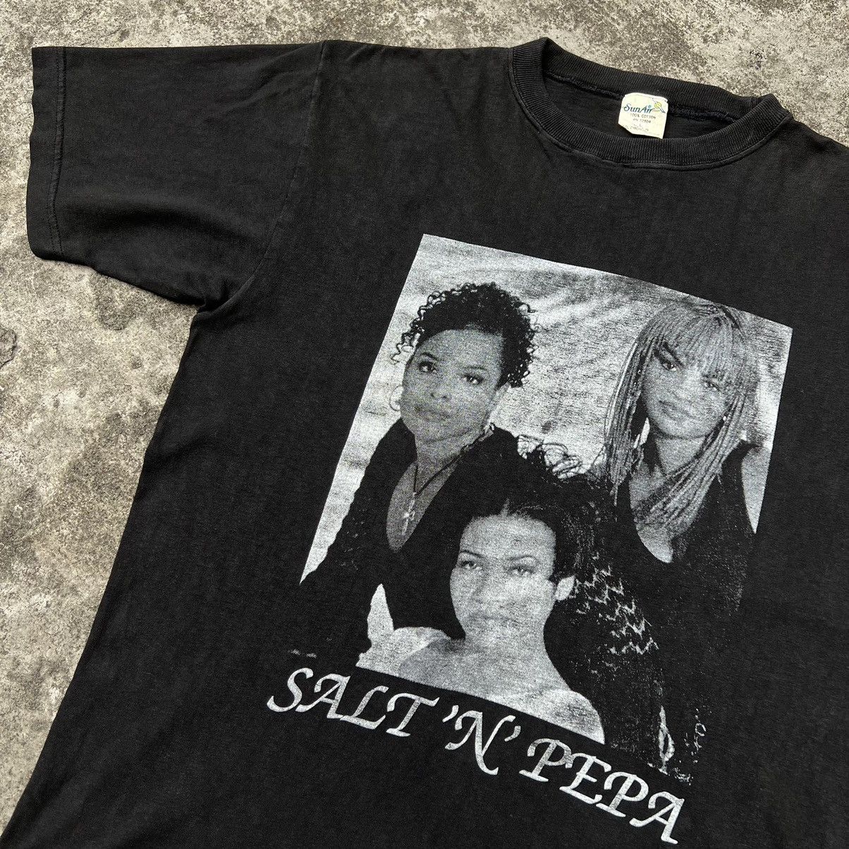 Rap Tees × Vintage VTG ‘90s Salt-N-Pepa Whatta Man Rap Tee Shirt 2pac Nas Tupac Size US L / EU 52-54 / 3 - 1 Thumbnail