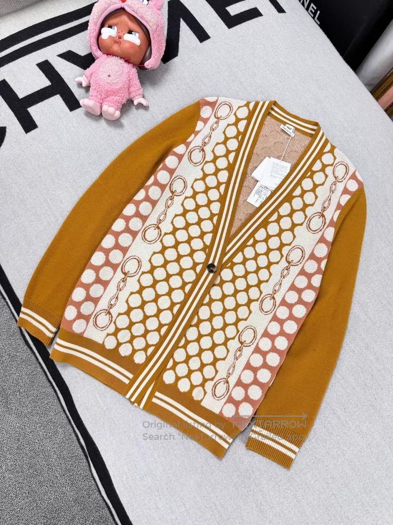 Hermes Hermes Brown Polka Dot Wool Cardigan Size XS / US 0-2 / IT 36-38 - 1 Thumbnail