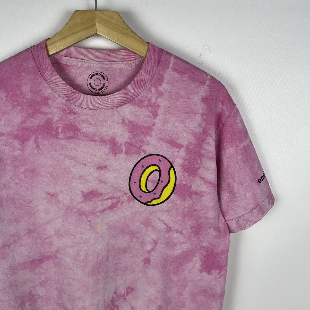 Odd Future OFWGKTA Odd Future Randy’s Donuts tie-dye big logo tee Size US M / EU 48-50 / 2 - 6 Thumbnail
