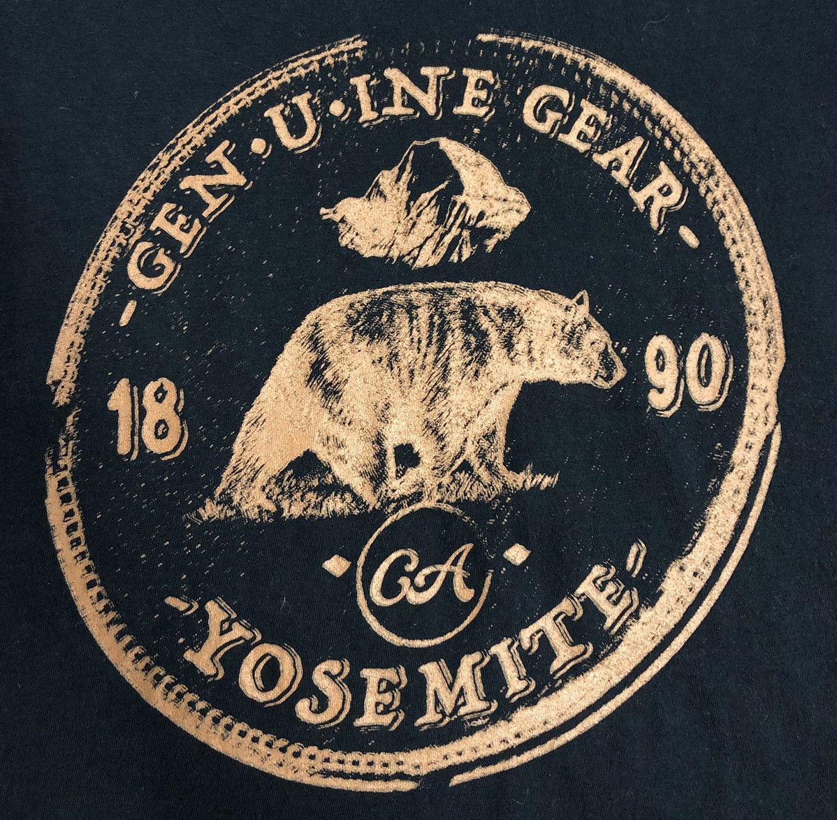 Vintage Vintage Gildan Genuine Gear Yosemite T-Shirt Size US L / EU 52-54 / 3 - 3 Thumbnail