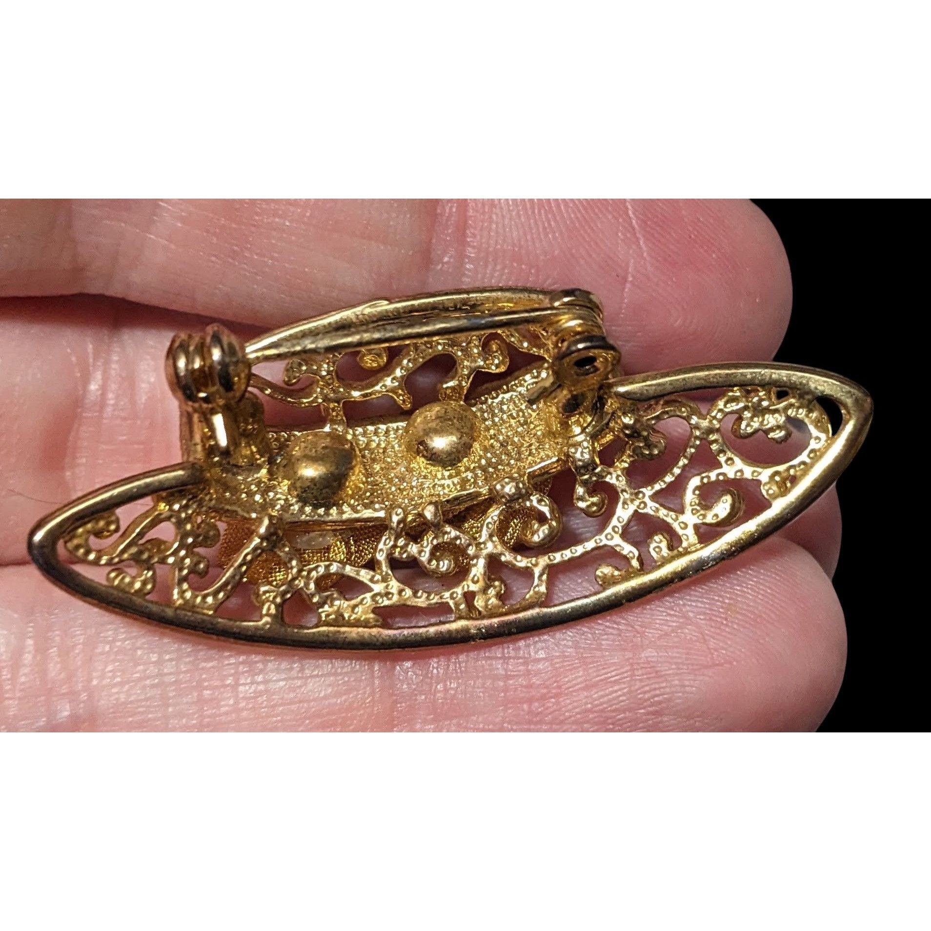 Other Vintage Gold Tone Filigree Mesh Flower Hat Brooch Size ONE SIZE - 4 Thumbnail