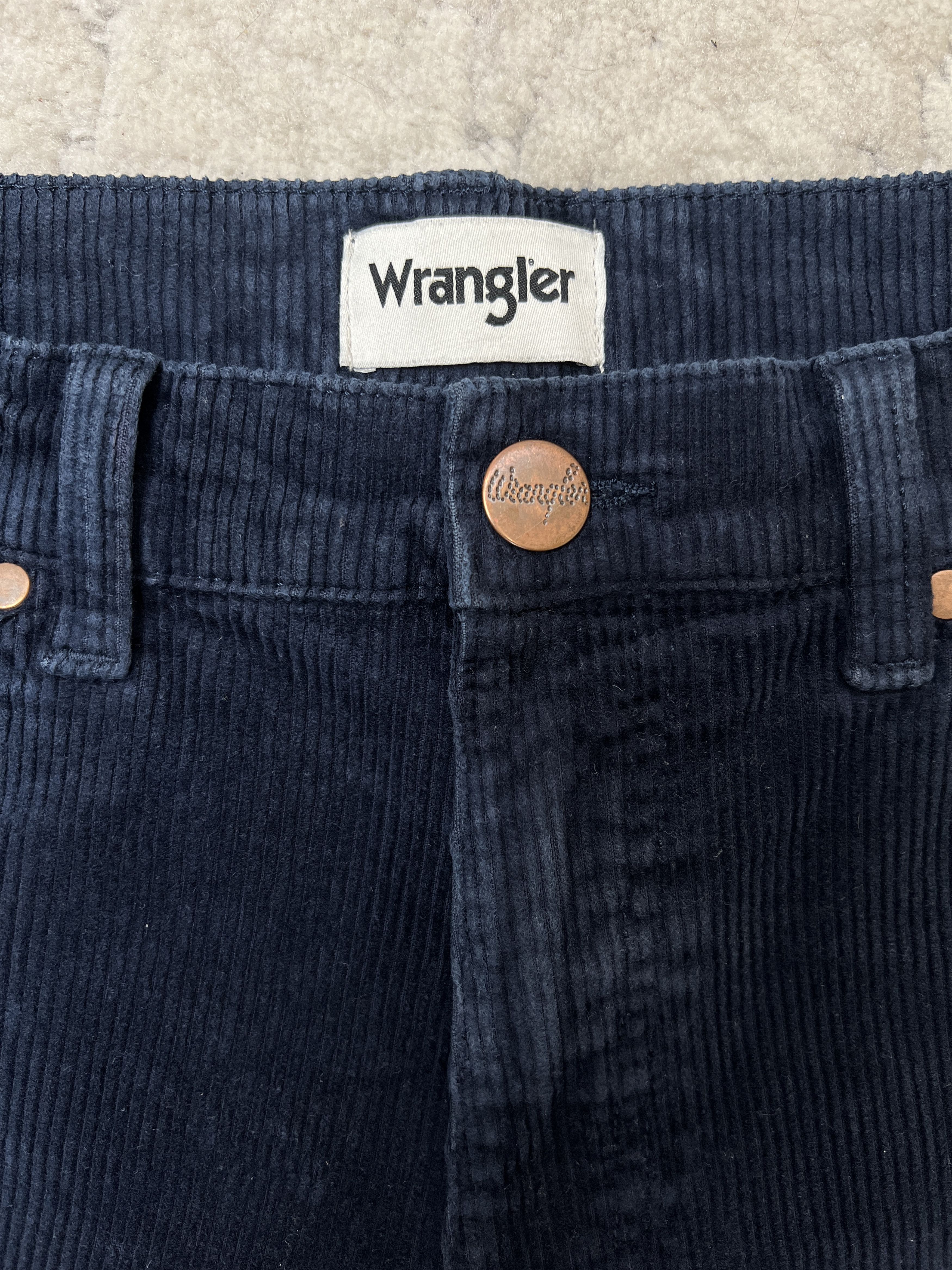 Wrangler Wrangler Greensboro 803 Corduroy Pants W31 Regular Straight Size US 31 - 12 Thumbnail