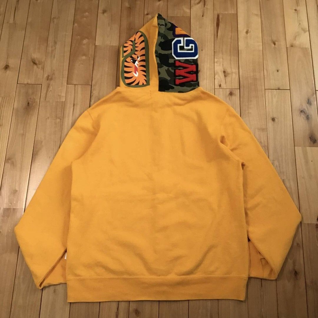 Bape BAPE Shark full zip hoodie 1st camo green a bathing ape Size US XXL / EU 58 / 5 - 2 Thumbnail