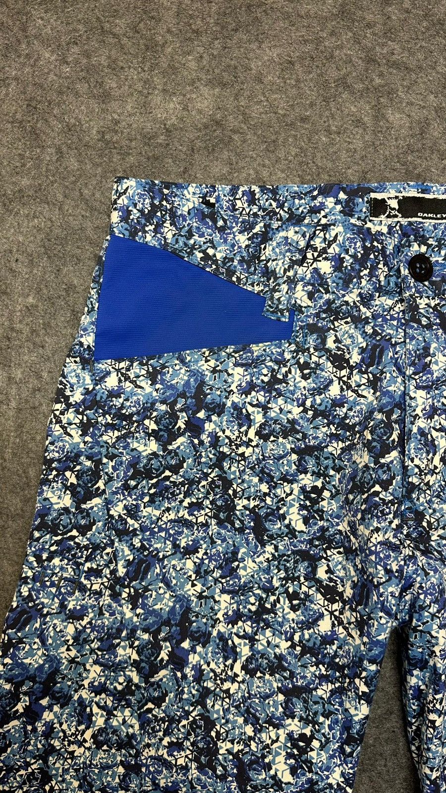 Oakley Oakley men's blue Skull 3D straight-leg golf pants. Size US 34 / EU 50 - 3 Thumbnail