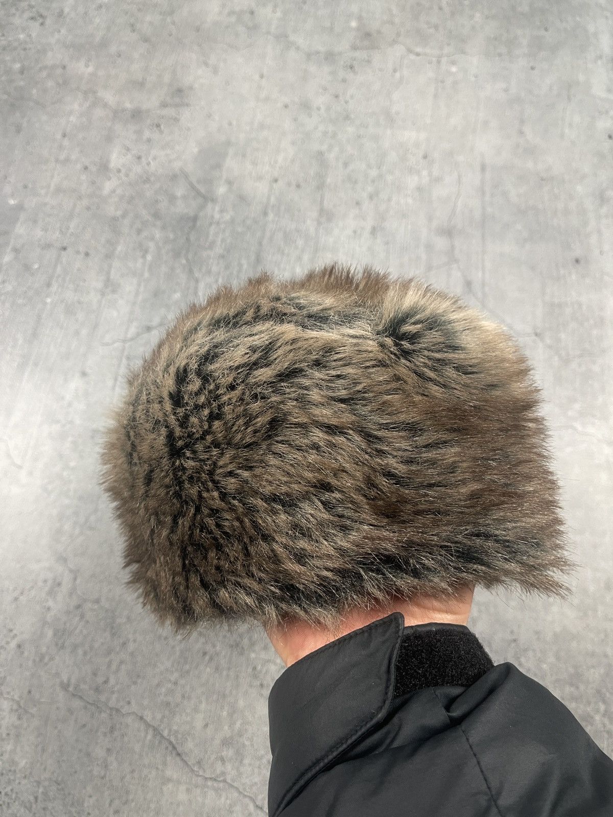 Vintage Vintage 90s fur avante garde hat Size ONE SIZE - 1 Thumbnail