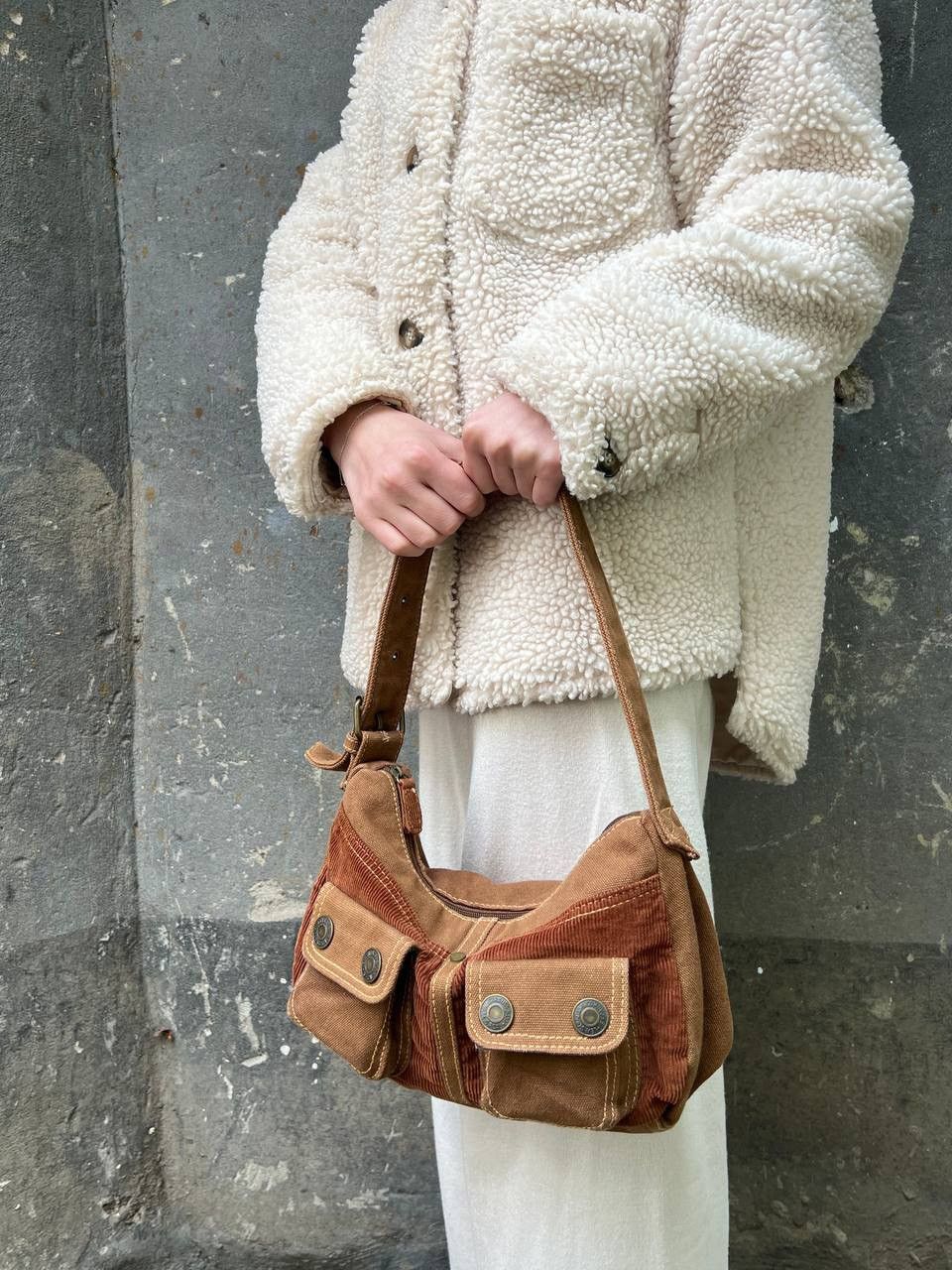 Levi's × Vintage Levi’s Y2K Vintage Purse Brown Mini Bag Corduroy Size ONE SIZE - 4 Thumbnail