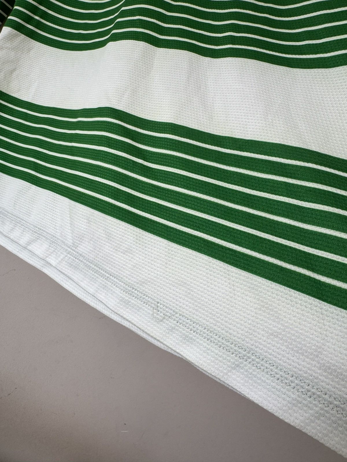 Nike Johansen #25 Celtic 2013-2014 Home Soccer Longsleeve Jersey Size US L / EU 52-54 / 3 - 17 Thumbnail