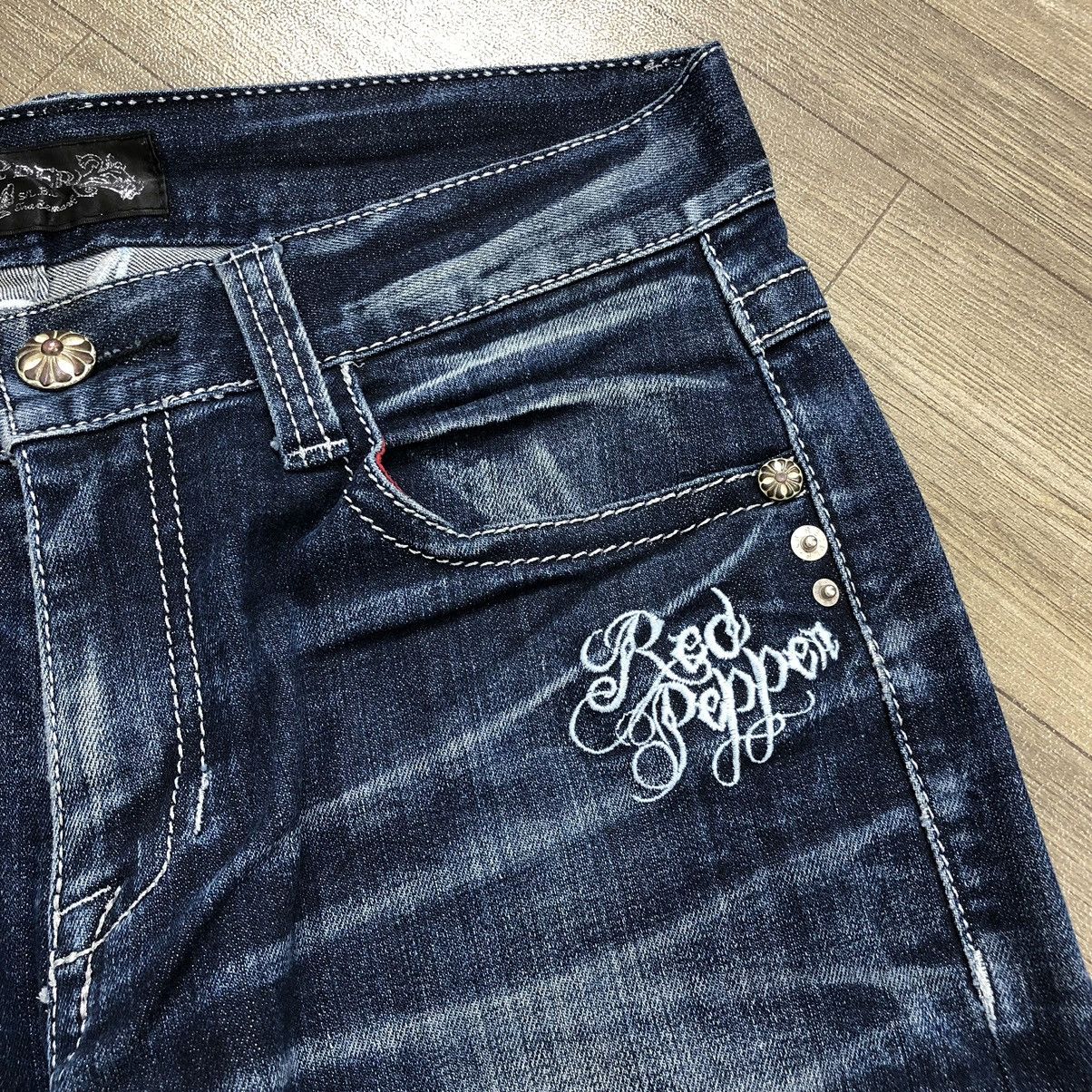 If Six Was Nine × Le Grande Bleu (L.G.B.) × Tornado Mart Y2K Red Pepper Distressed Embroidered Faded Denim Pants Size US 33 - 19 Thumbnail