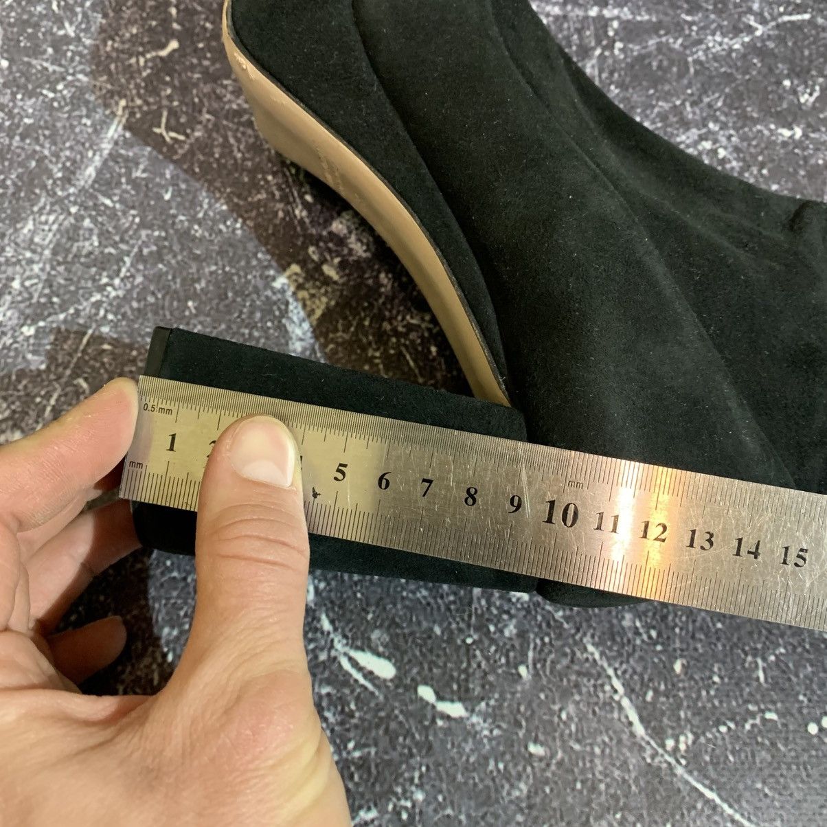 Miu Miu Miu Miu Women’s Black Suede Heels Size 39 Size US 9 / IT 39 - 15 Thumbnail