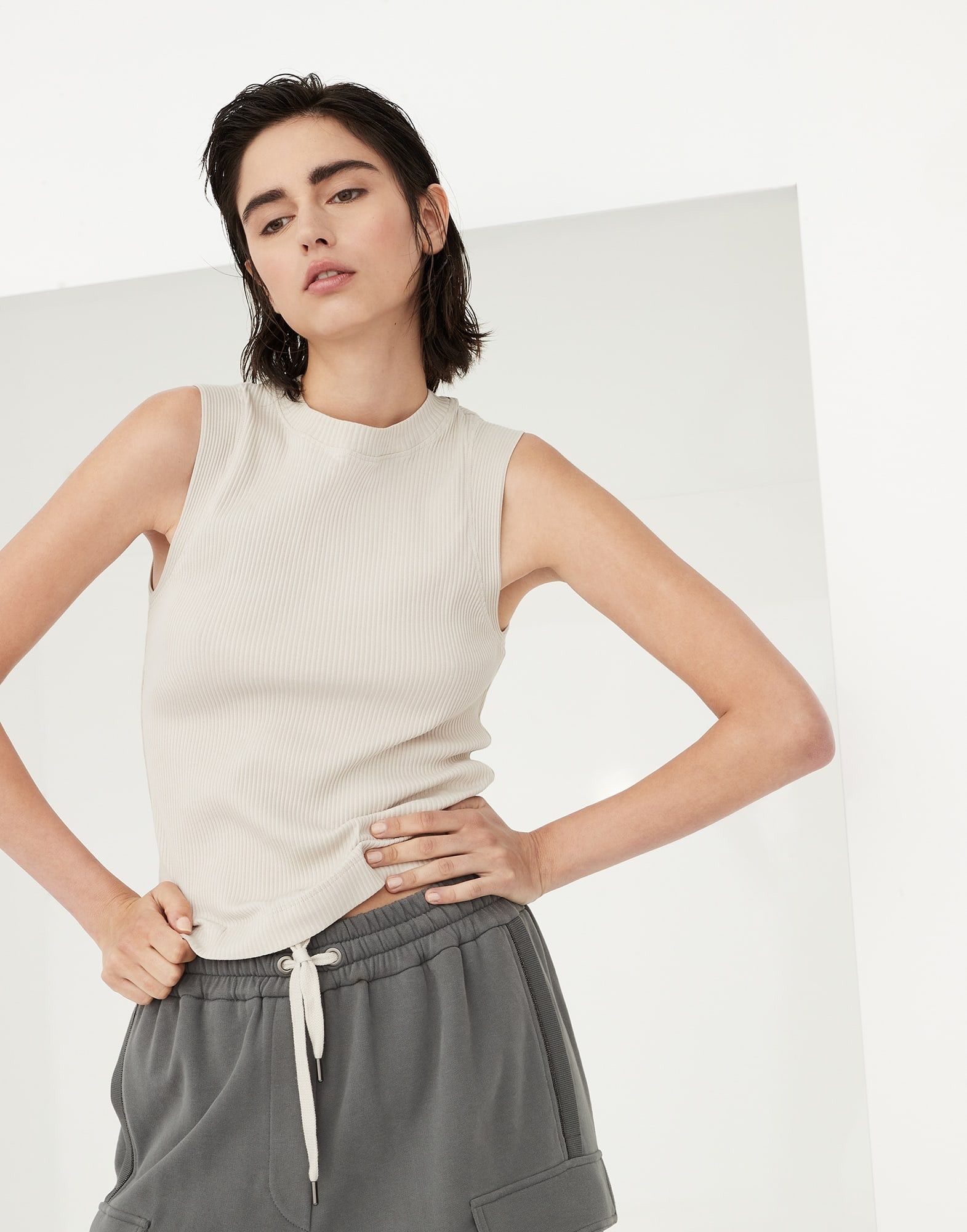 Brunello Cucinelli o1w1db10825 Tank Top in Light/Pastel Grey Size L / US 10 / IT 46 - 3 Thumbnail